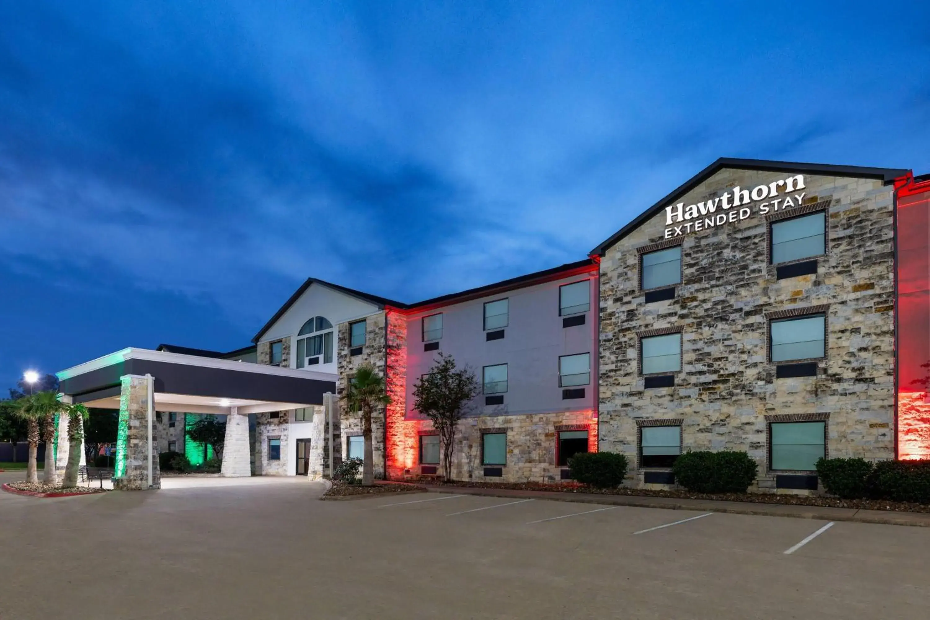 Property building in Hawthorn Extended Stay by Wyndham College Station South Property building in Hawthorn Extended Stay by Wyndham College Station South