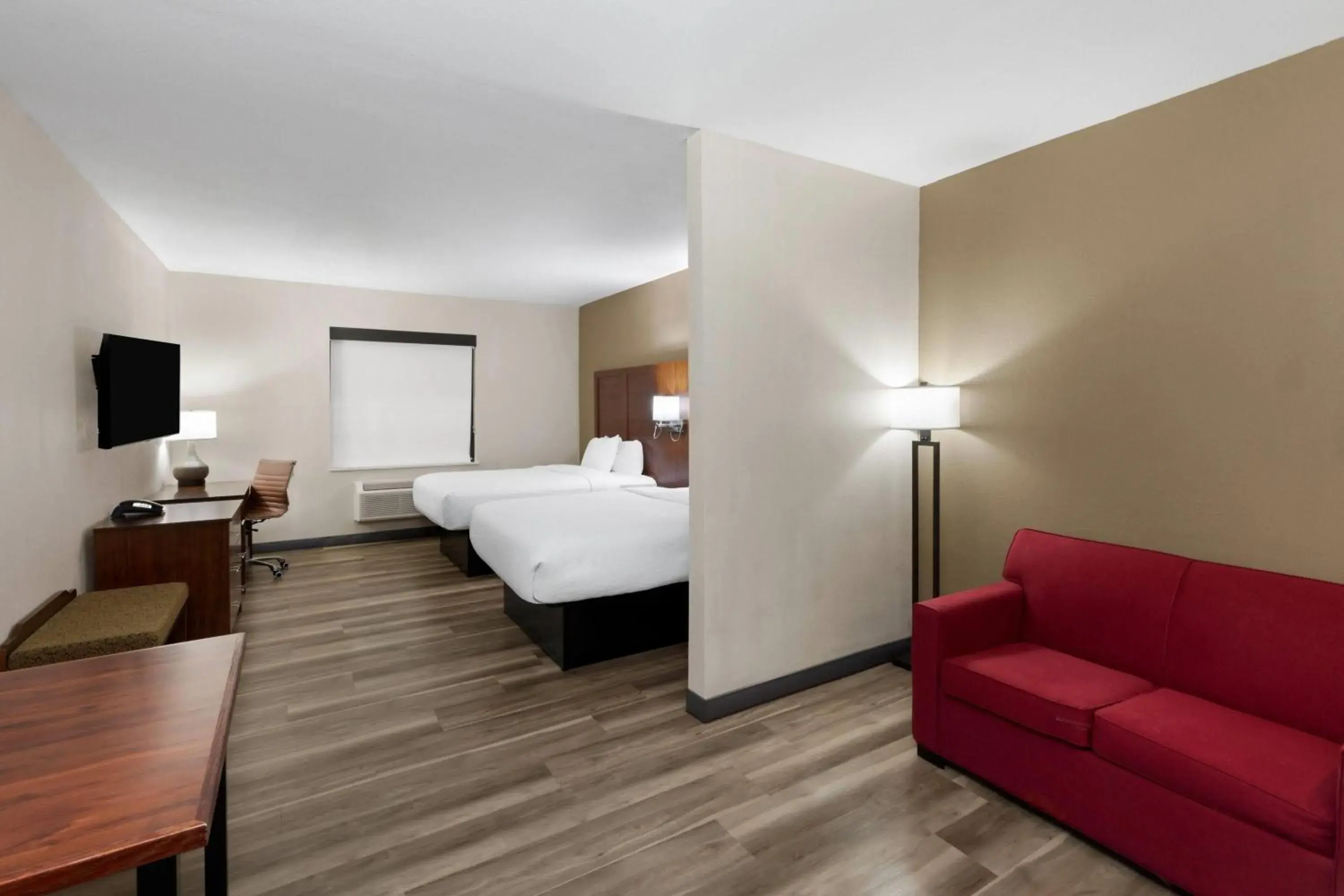 Photo of the whole room, Bed in Hawthorn Extended Stay by Wyndham College Station South Photo of the whole room, Bed in Hawthorn Extended Stay by Wyndham College Station South