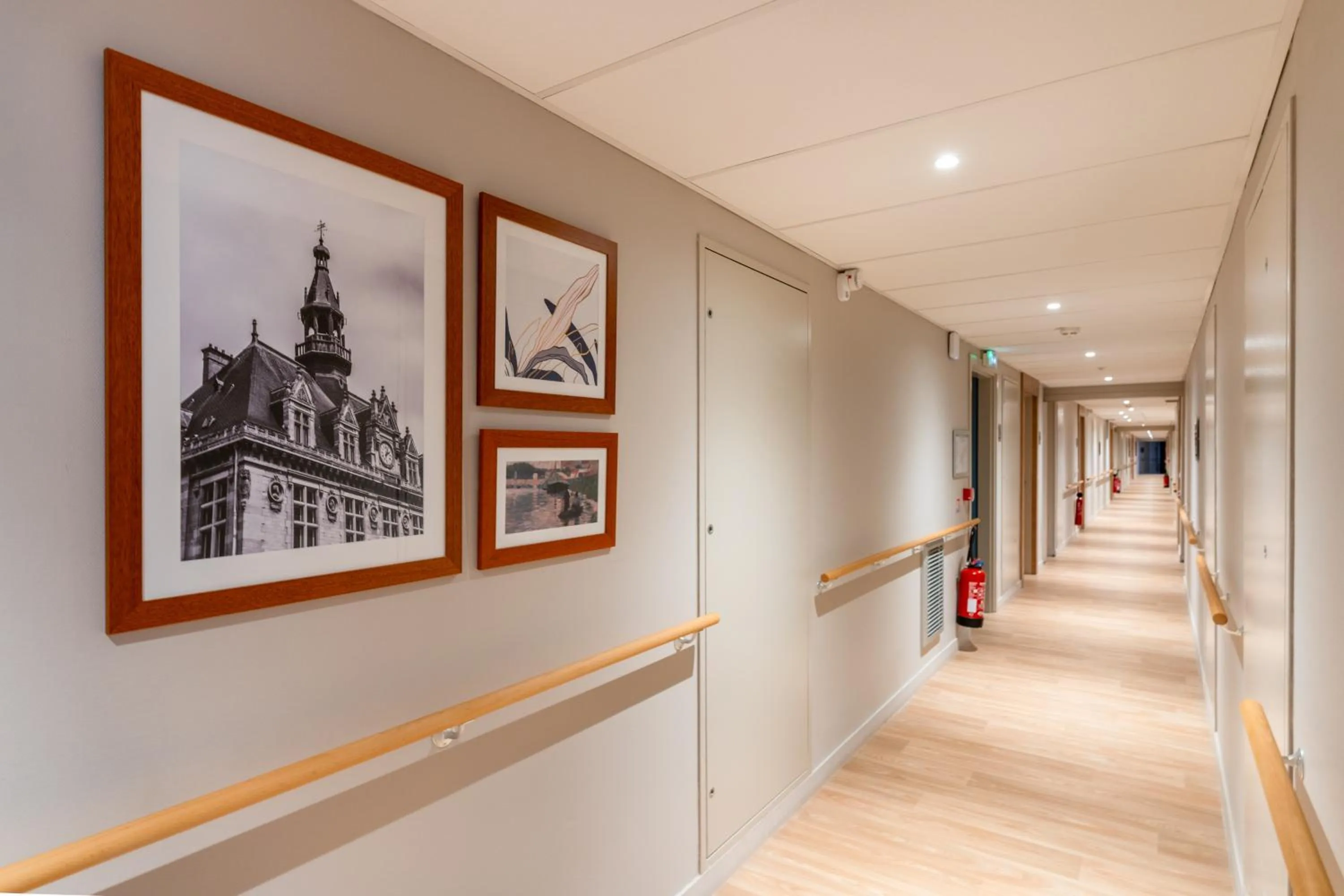 Lobby or reception in Zenao Appart'hôtels Saint-Maur-des-Fossés