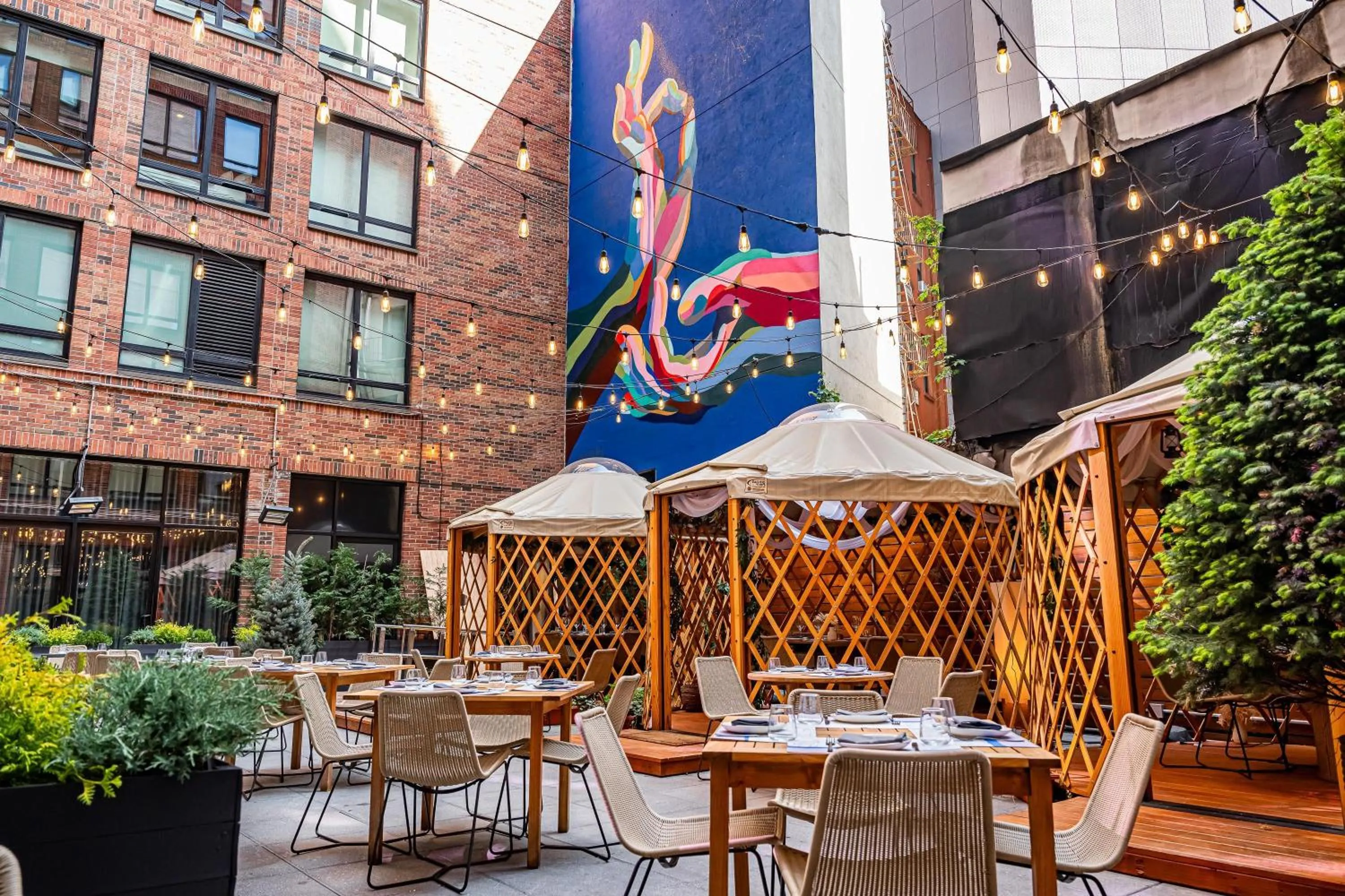 Restaurant/places to eat in Arlo SoHo