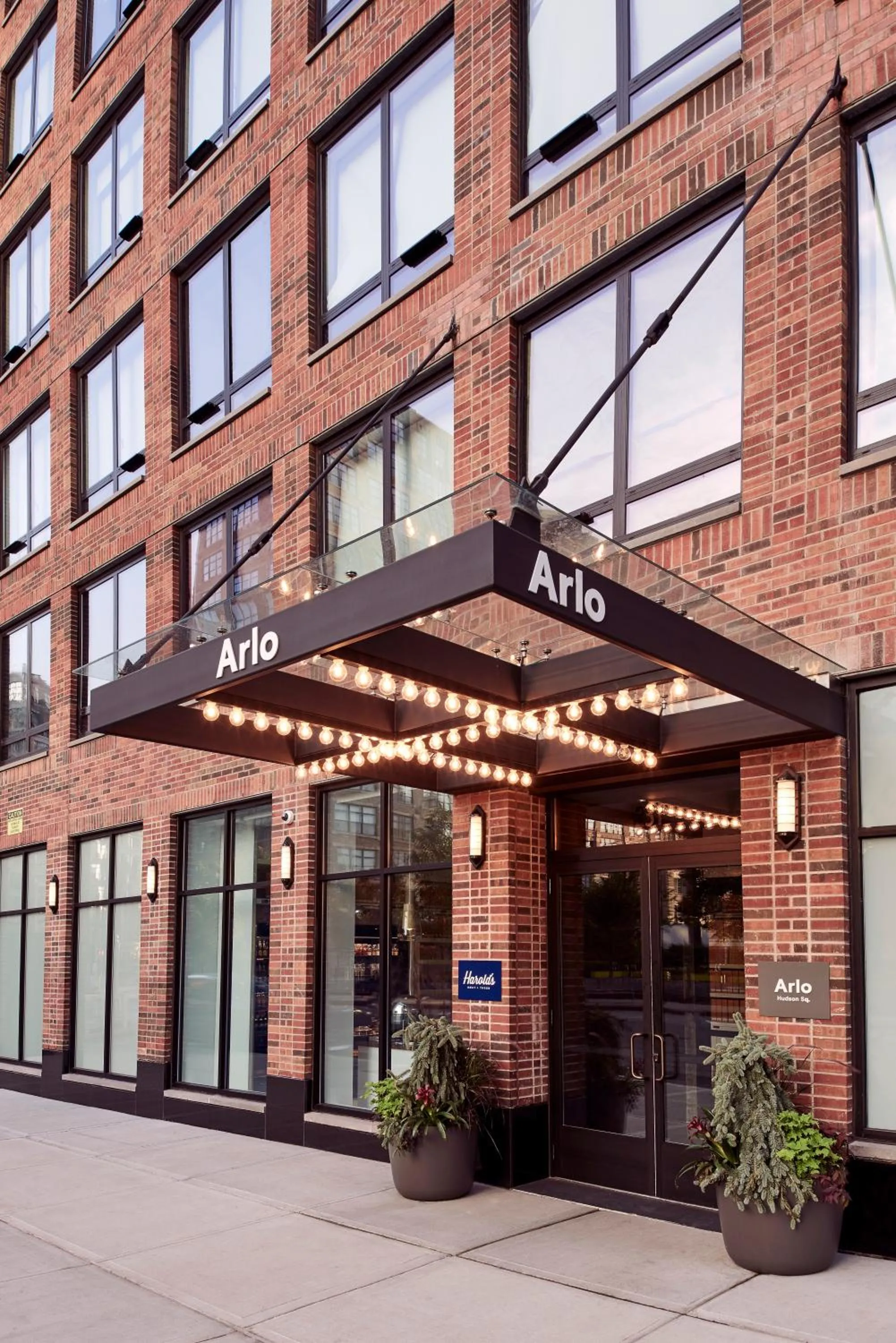 Facade/entrance in Arlo SoHo