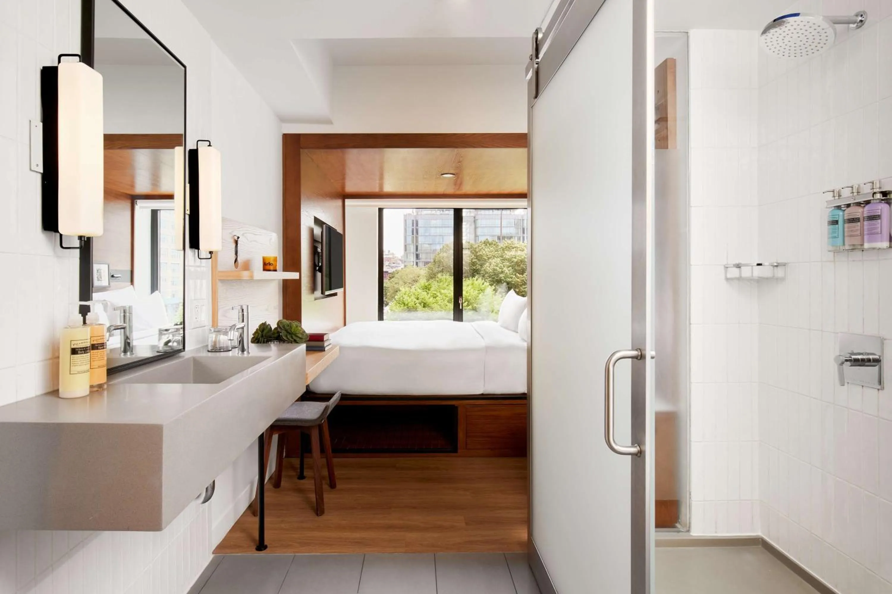 Bedroom, Bed in Arlo SoHo