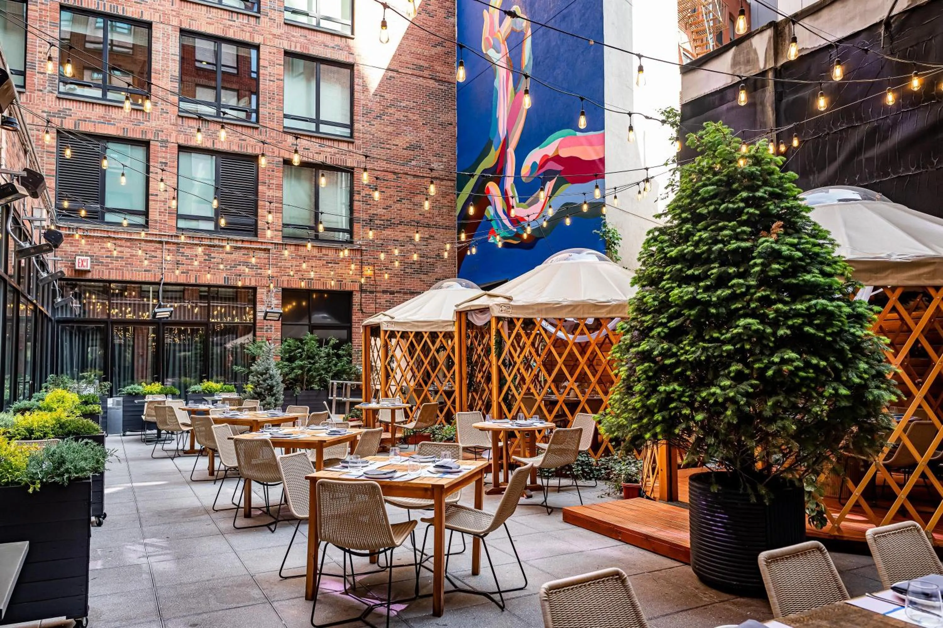 Restaurant/places to eat in Arlo SoHo