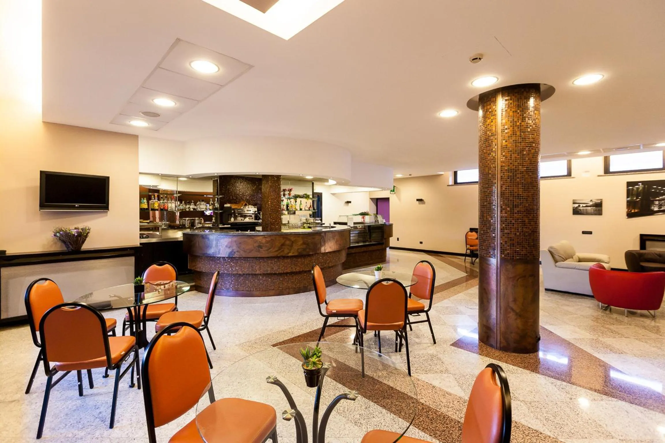 Lounge or bar in Blue Relais Maggiore