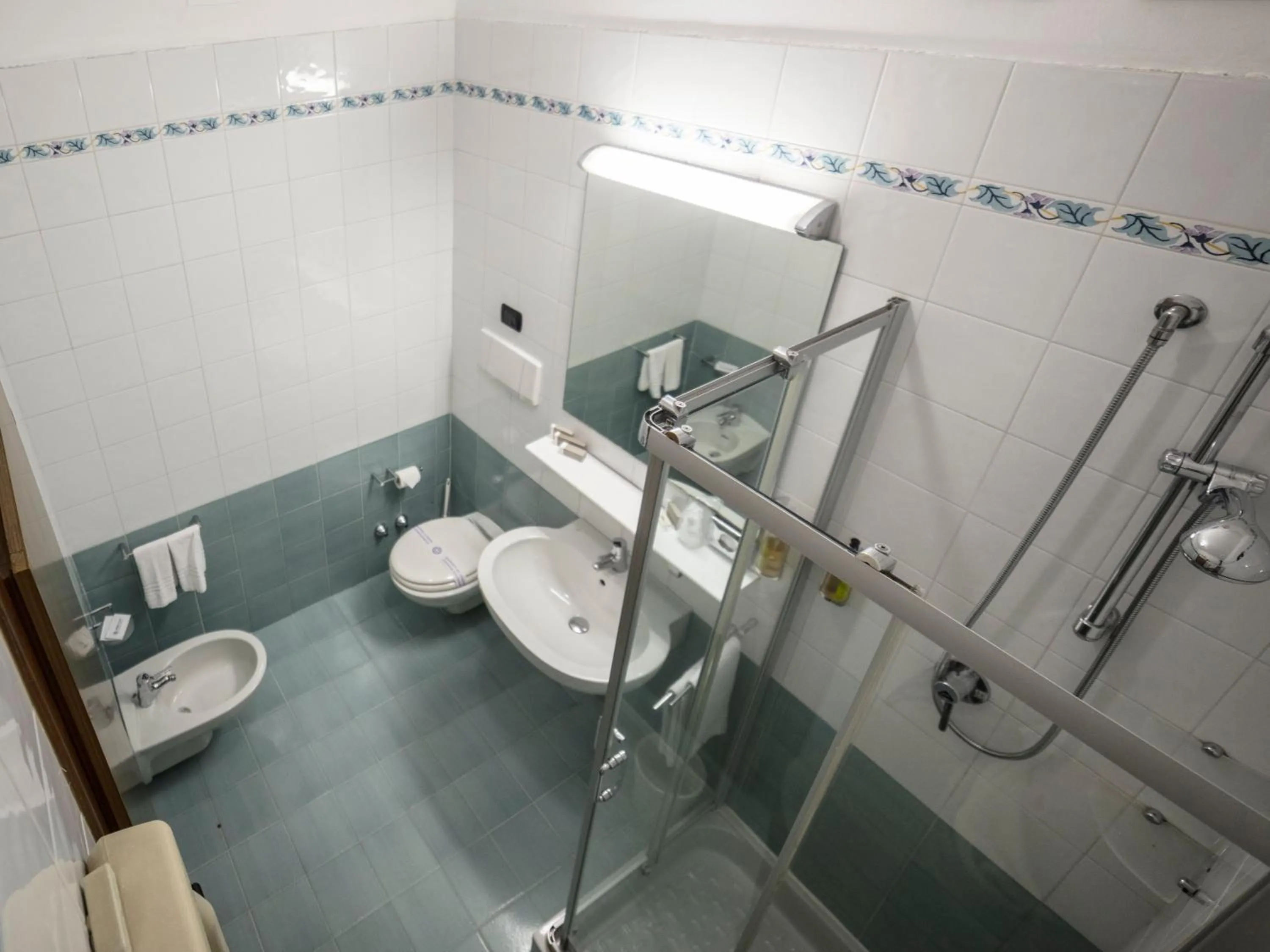 Toilet in Blue Relais Maggiore