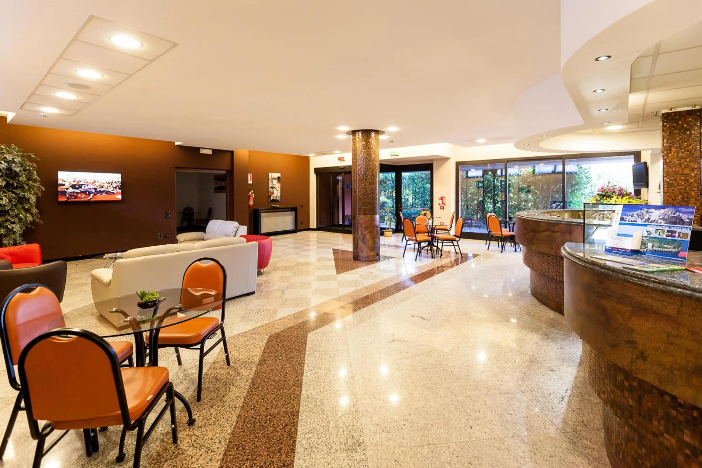 Lounge or bar in Blue Relais Maggiore