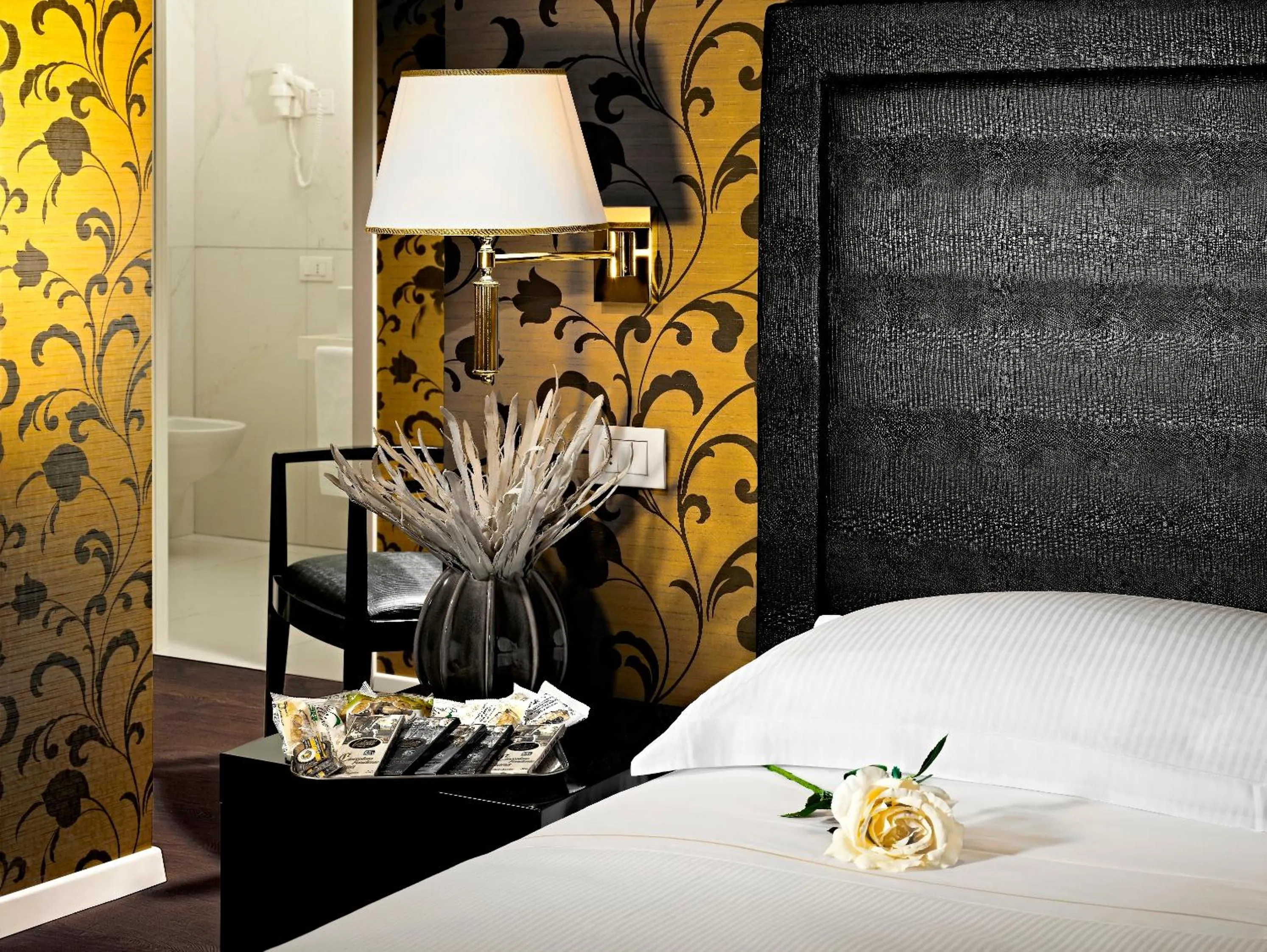 Bed in Blue Relais Maggiore