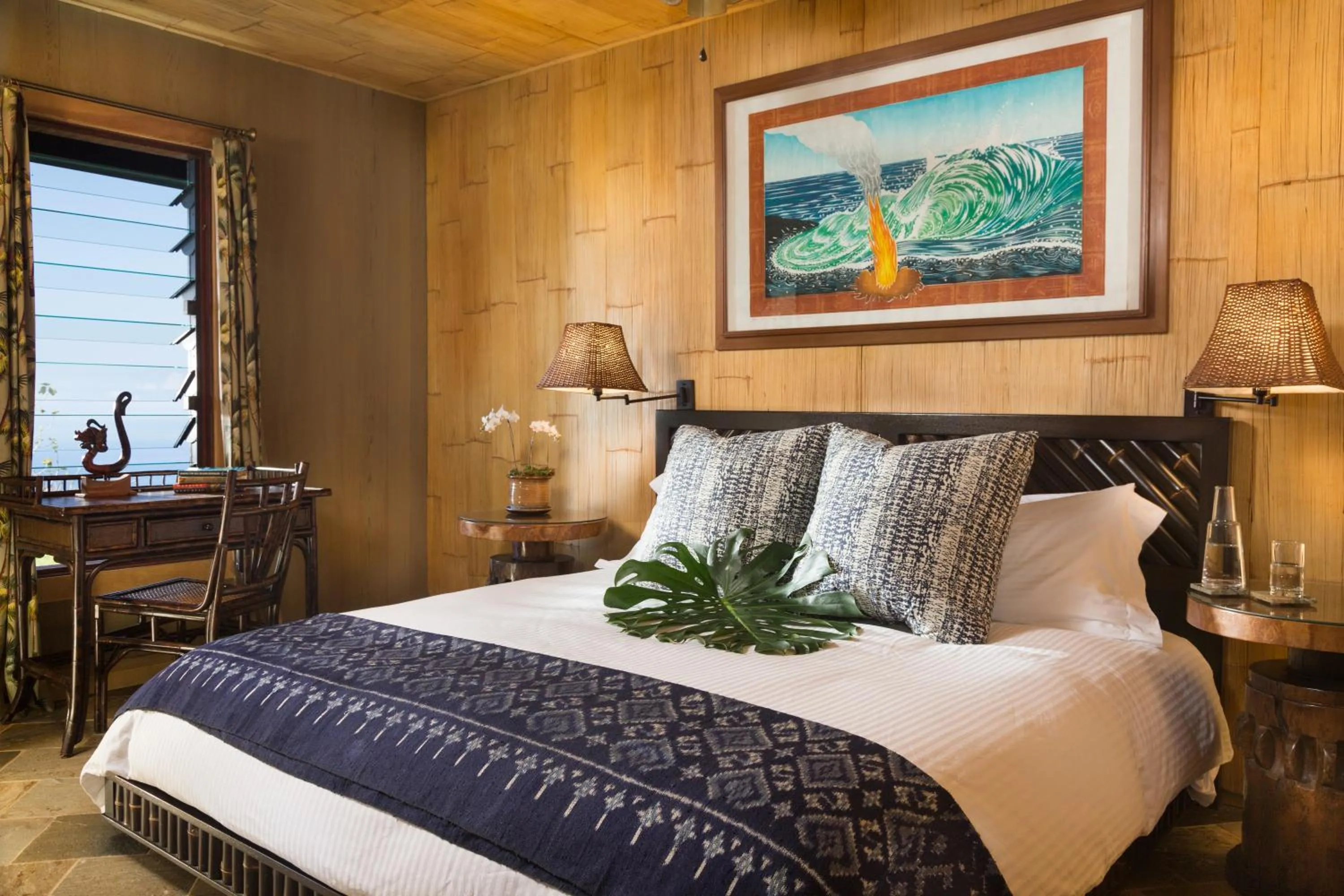 Bedroom, Bed in Holualoa Inn