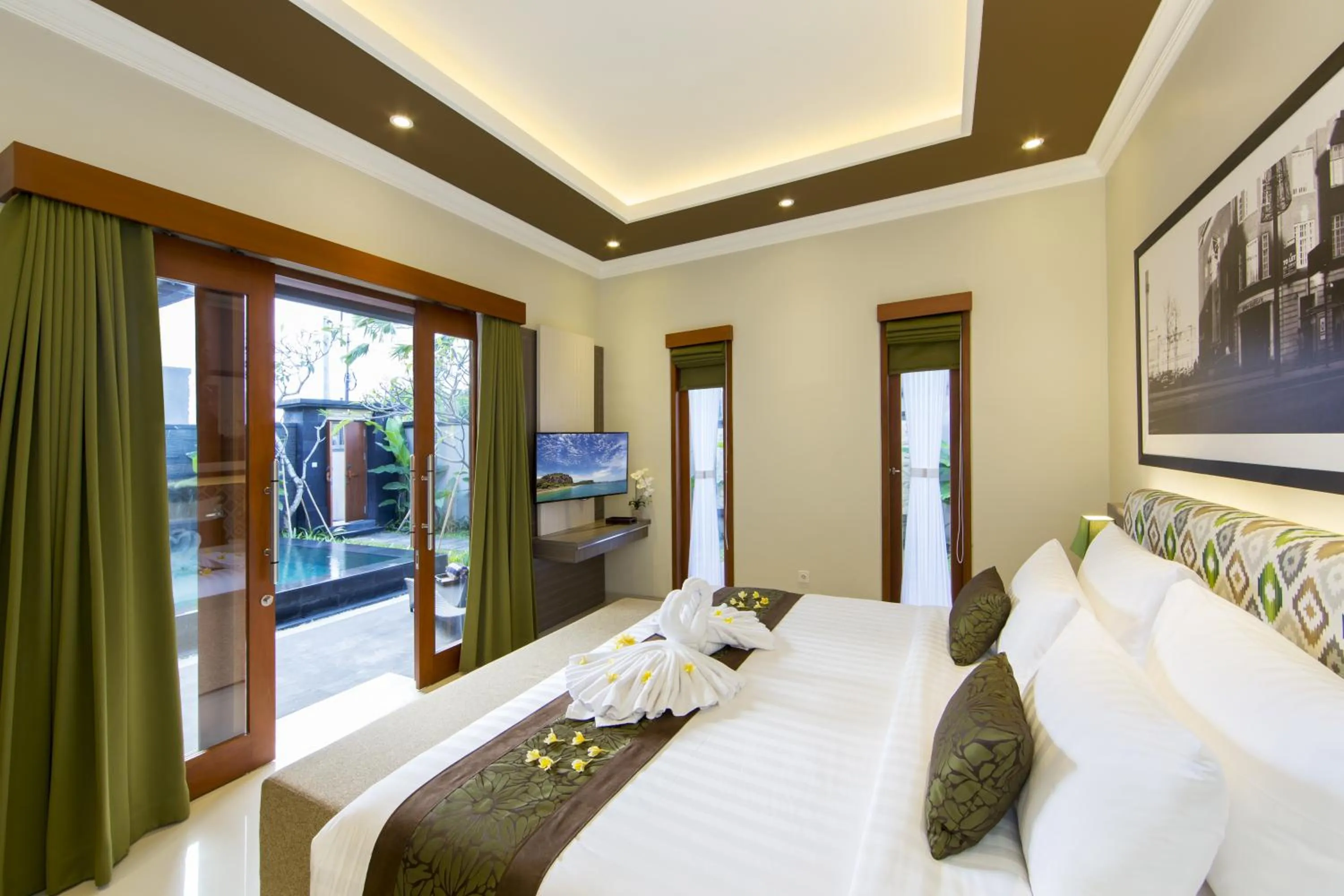 Photo of the whole room, Bed in The Banyumas Suite Villa Legian