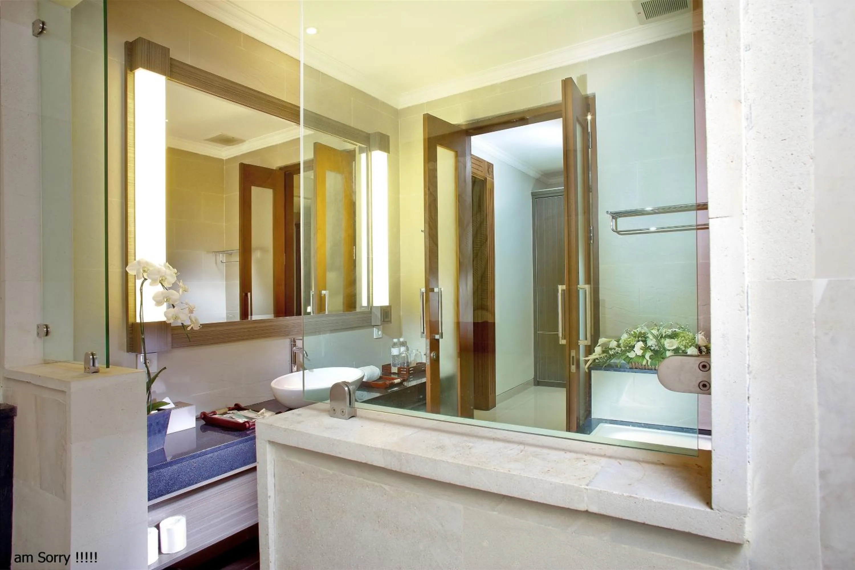 Bed in The Banyumas Suite Villa Legian