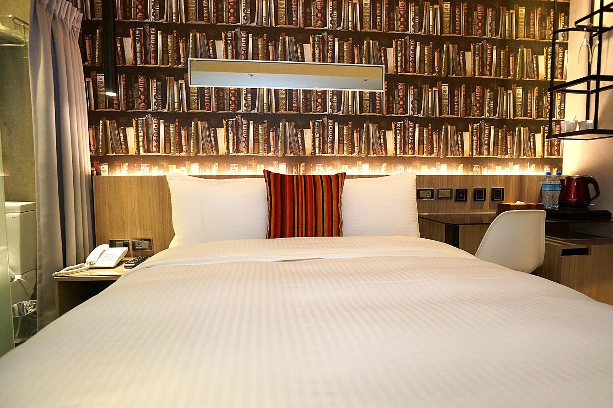 Bed in Via Hotel - Zhongxiao