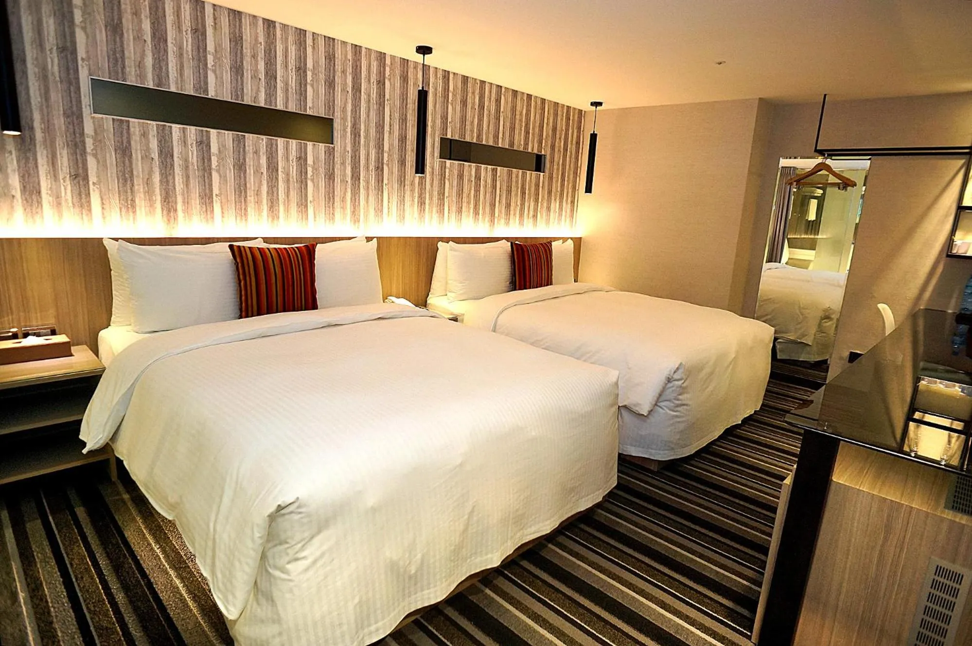 Bed in Via Hotel - Zhongxiao