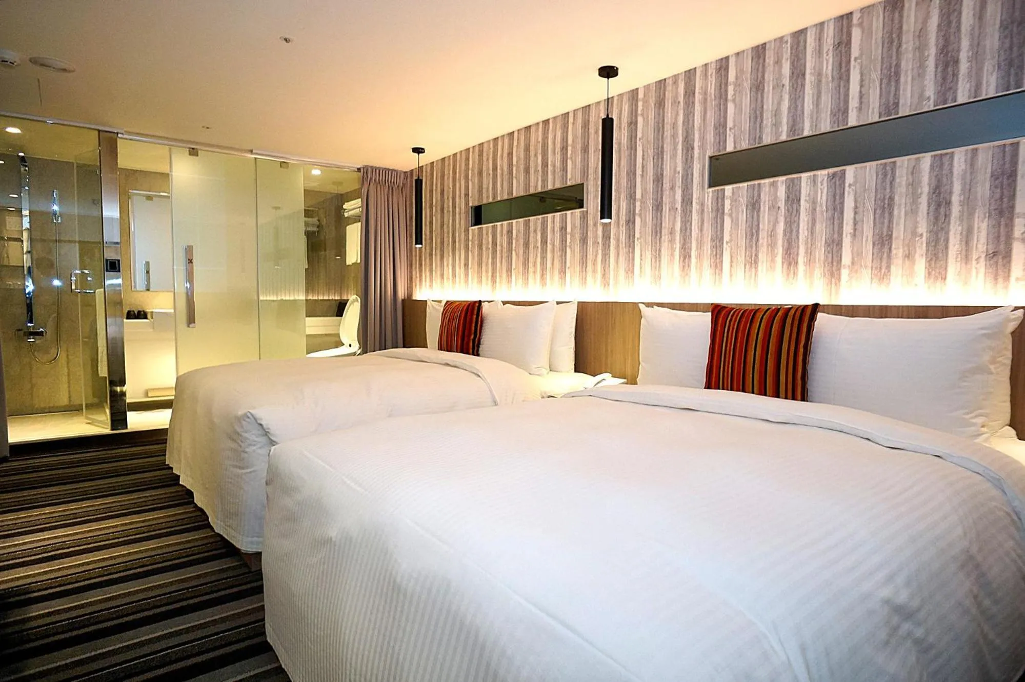 Photo of the whole room, Bed in Via Hotel - Zhongxiao