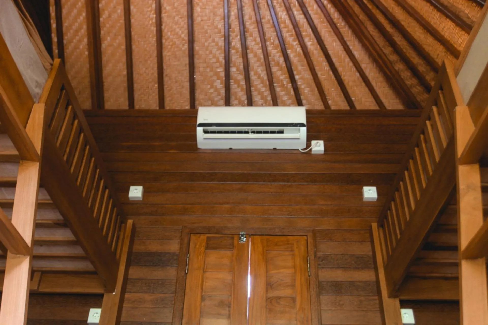 air conditioner in Garden Cottage Lembongan & Hostel
