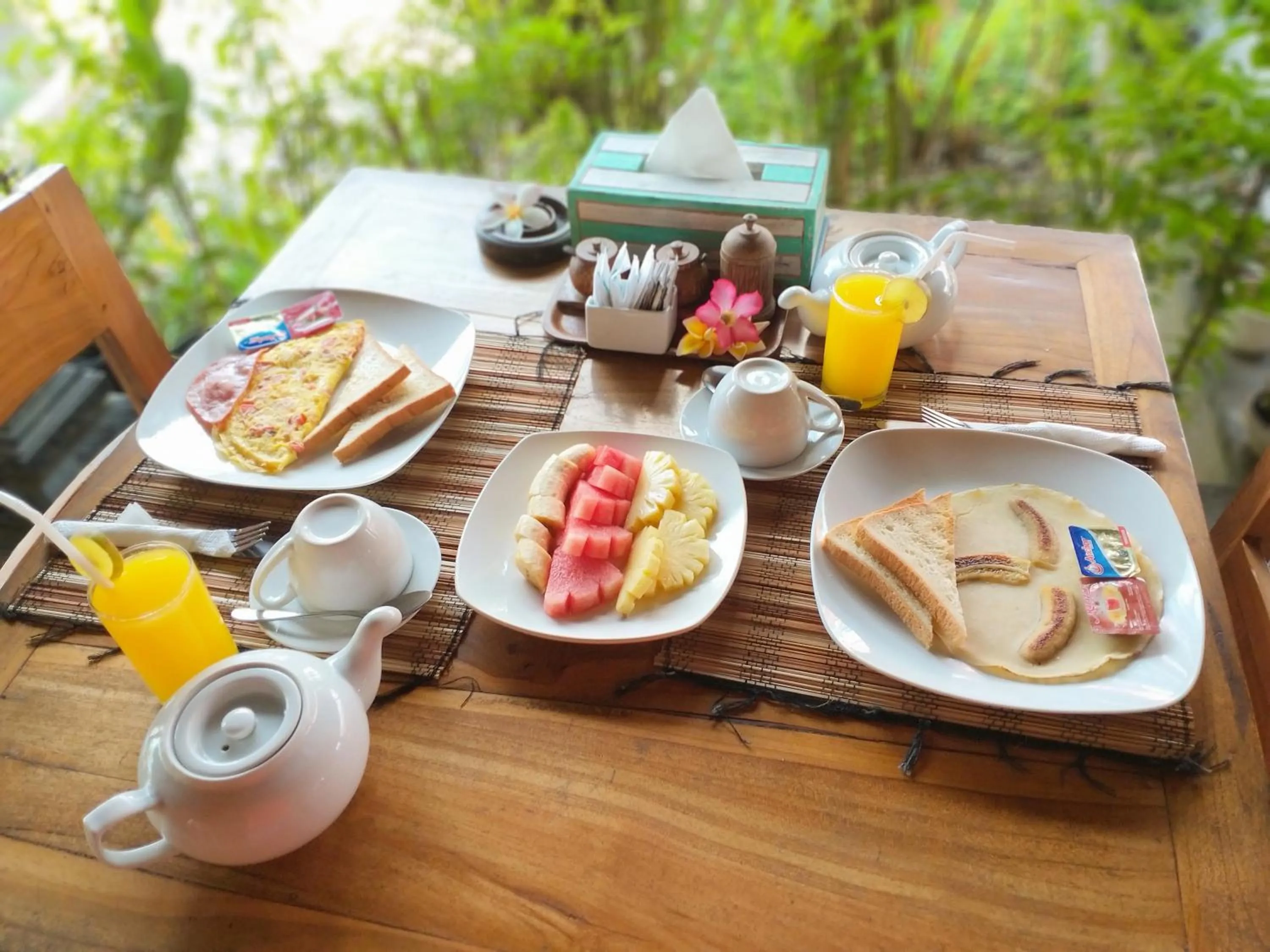 Breakfast in Garden Cottage Lembongan & Hostel
