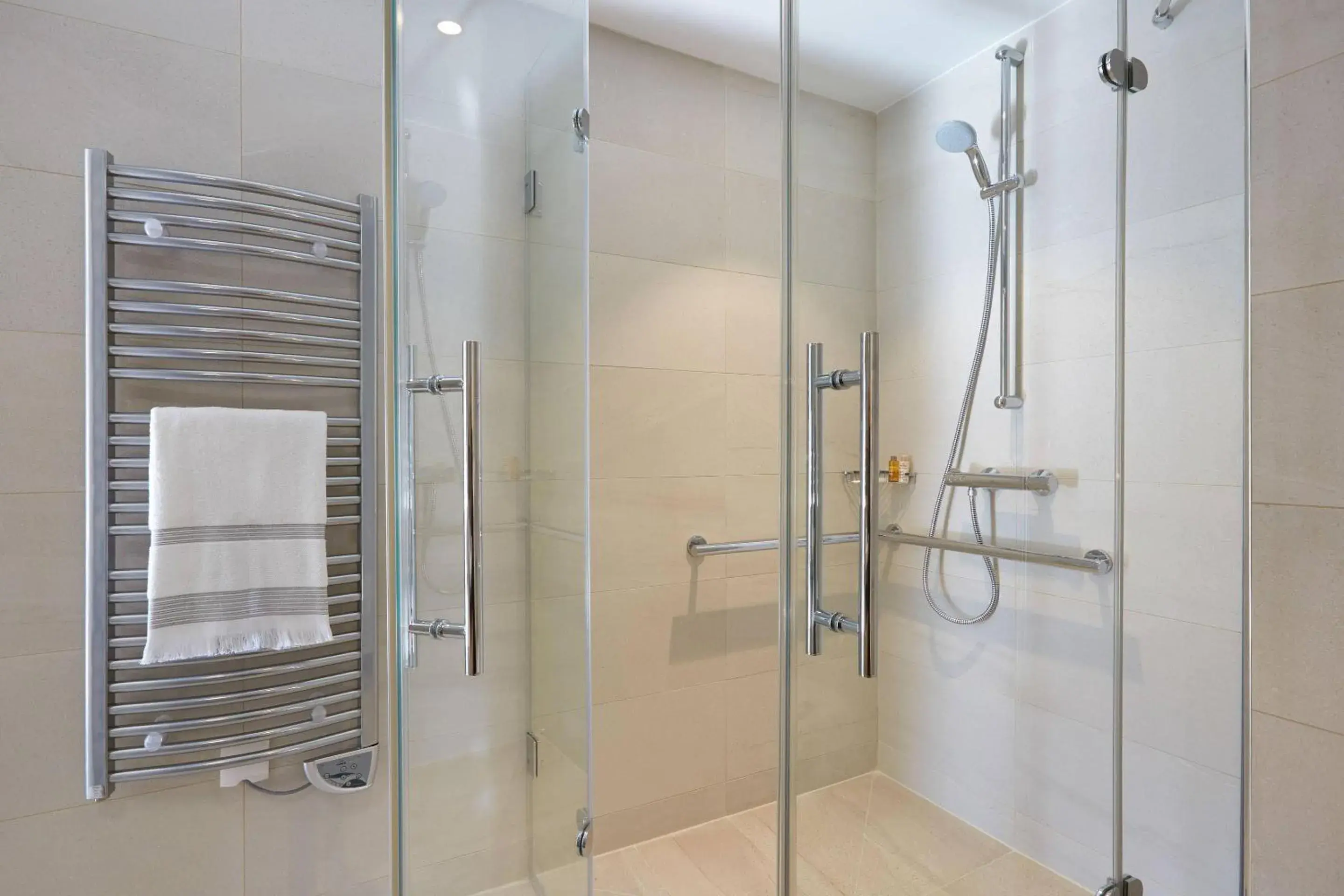 Bedroom in Zenitude Quality Aparthotel Nice Bedroom in Zenitude Quality Aparthotel Nice