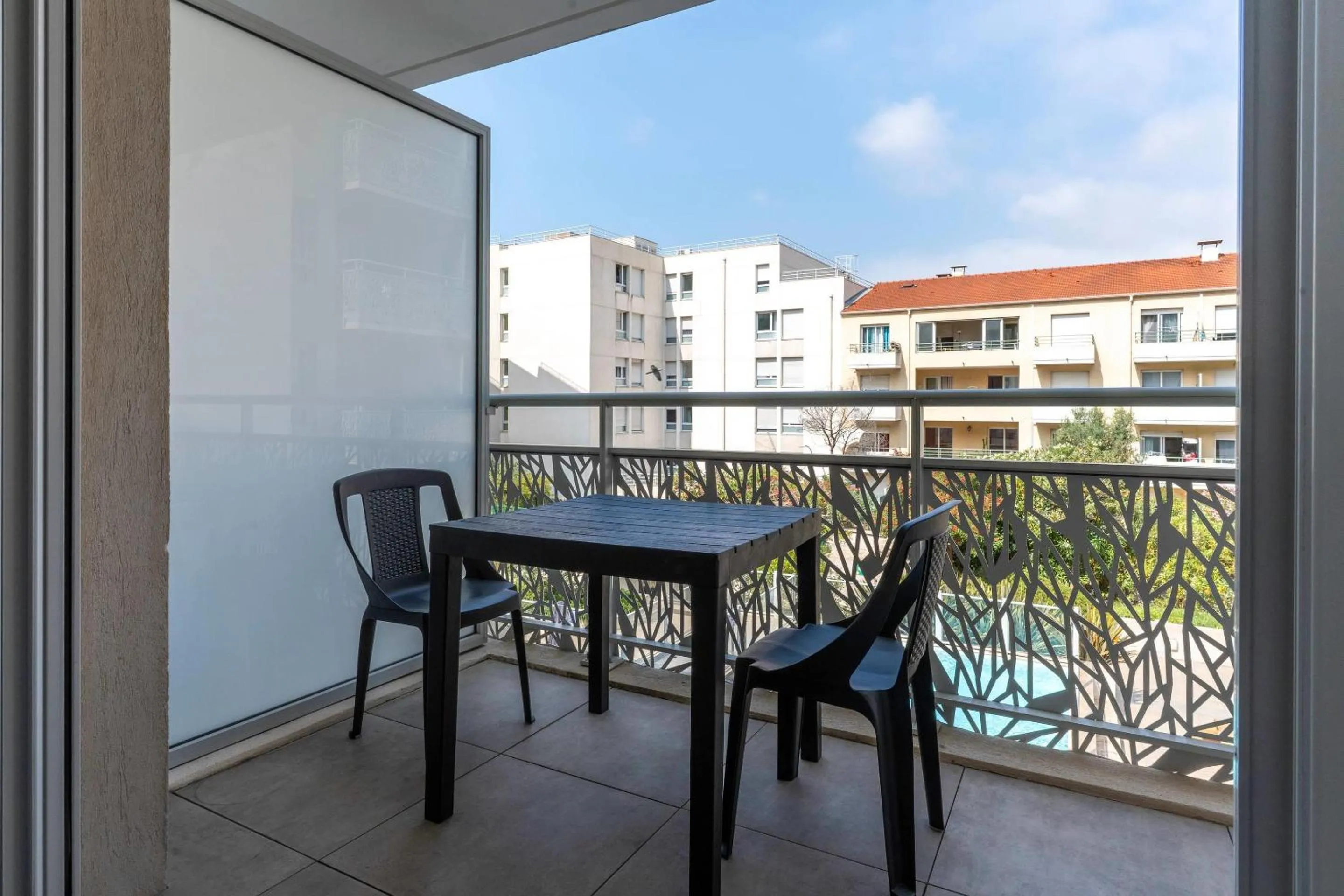 Bedroom in Zenitude Quality Aparthotel Nice