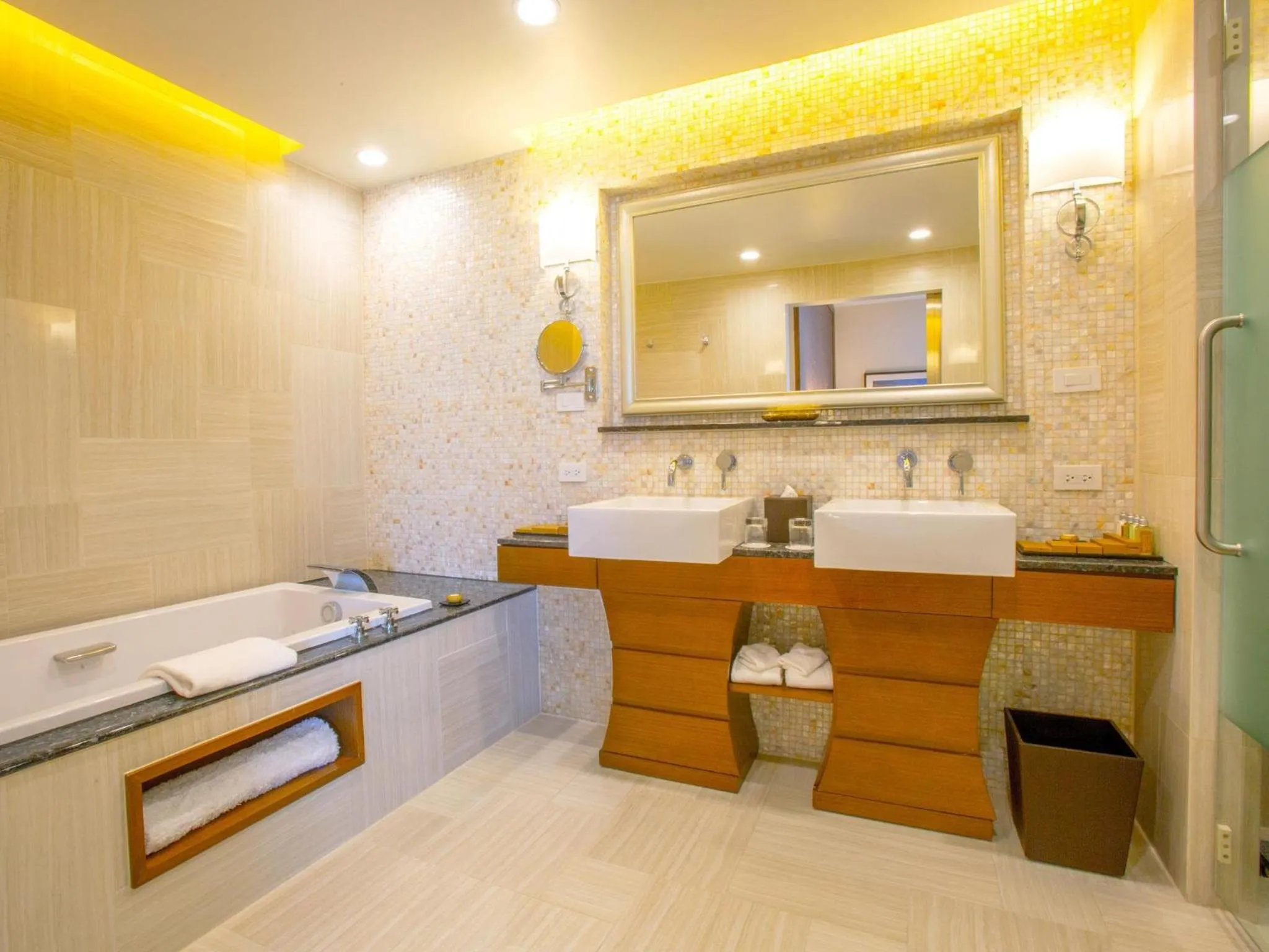 Bathroom in Dusit Thani Guam Resort