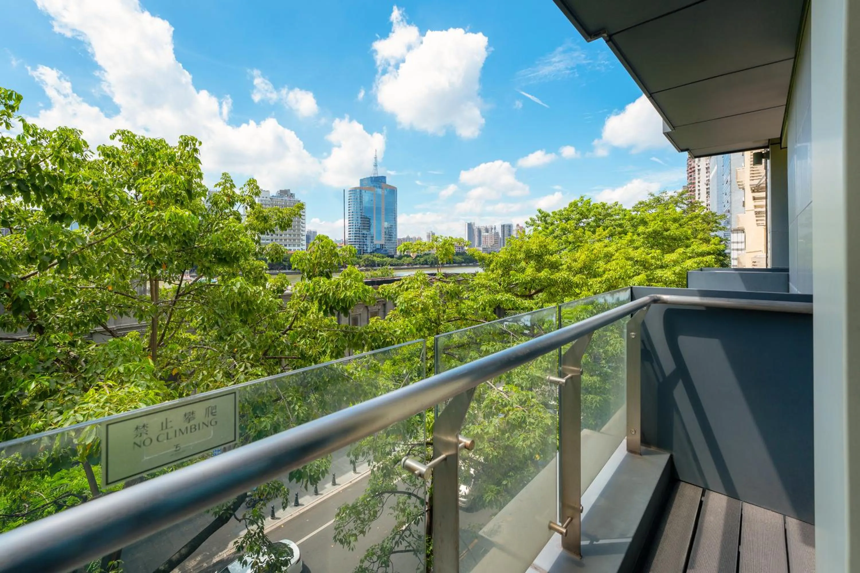 Day in LN Hotel Five