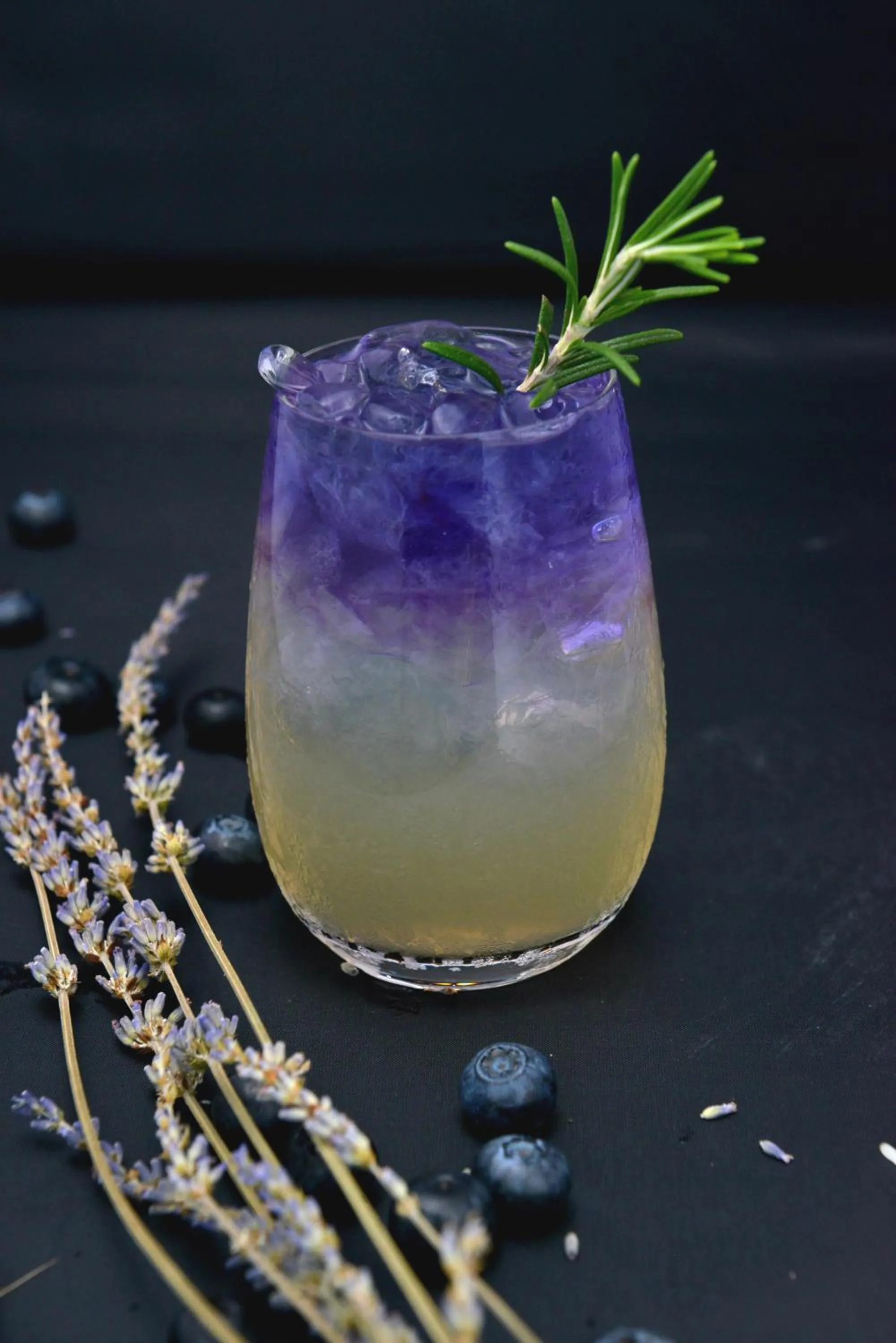 Lounge or bar in LN Hotel Five