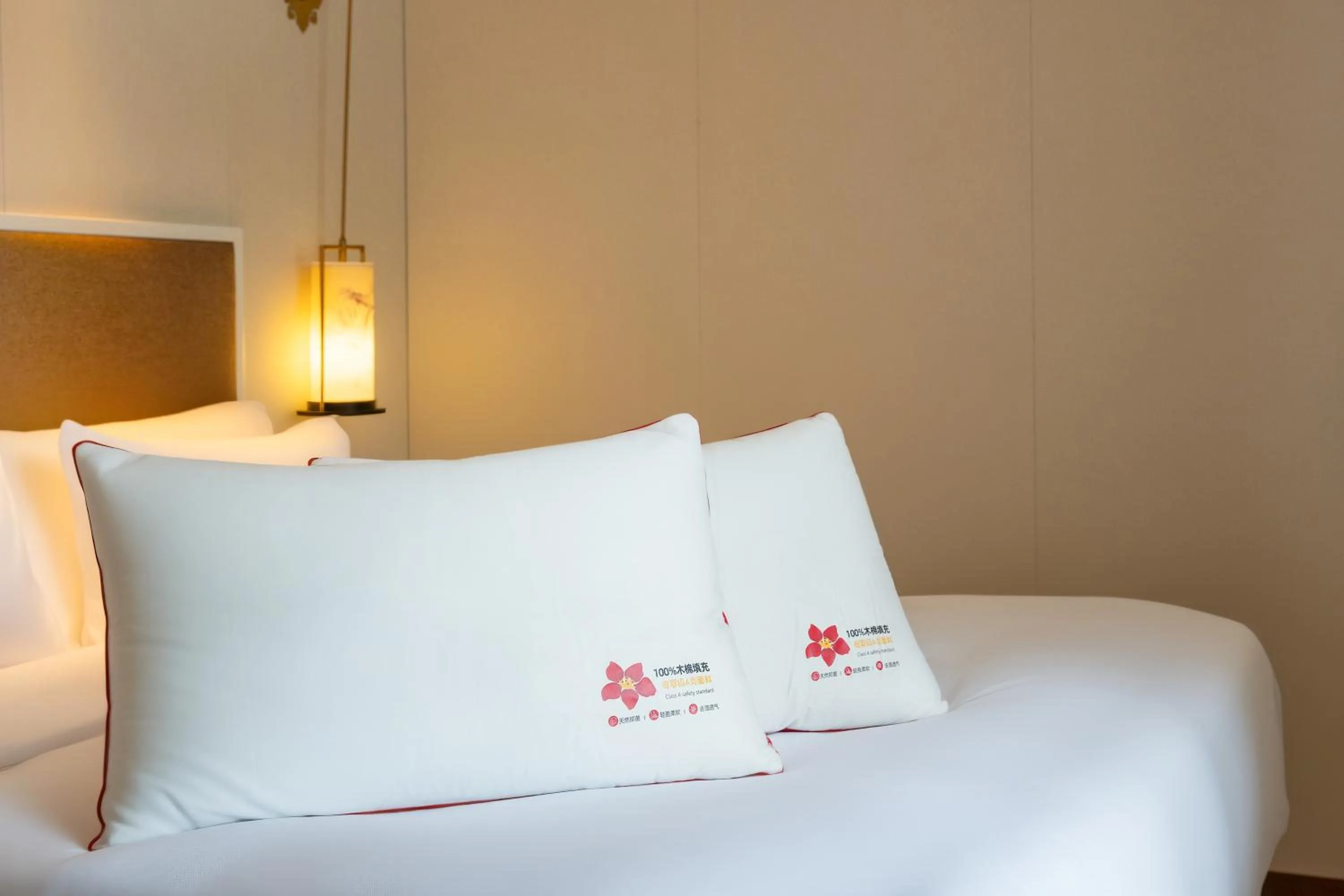 Bed in LN Hotel Five