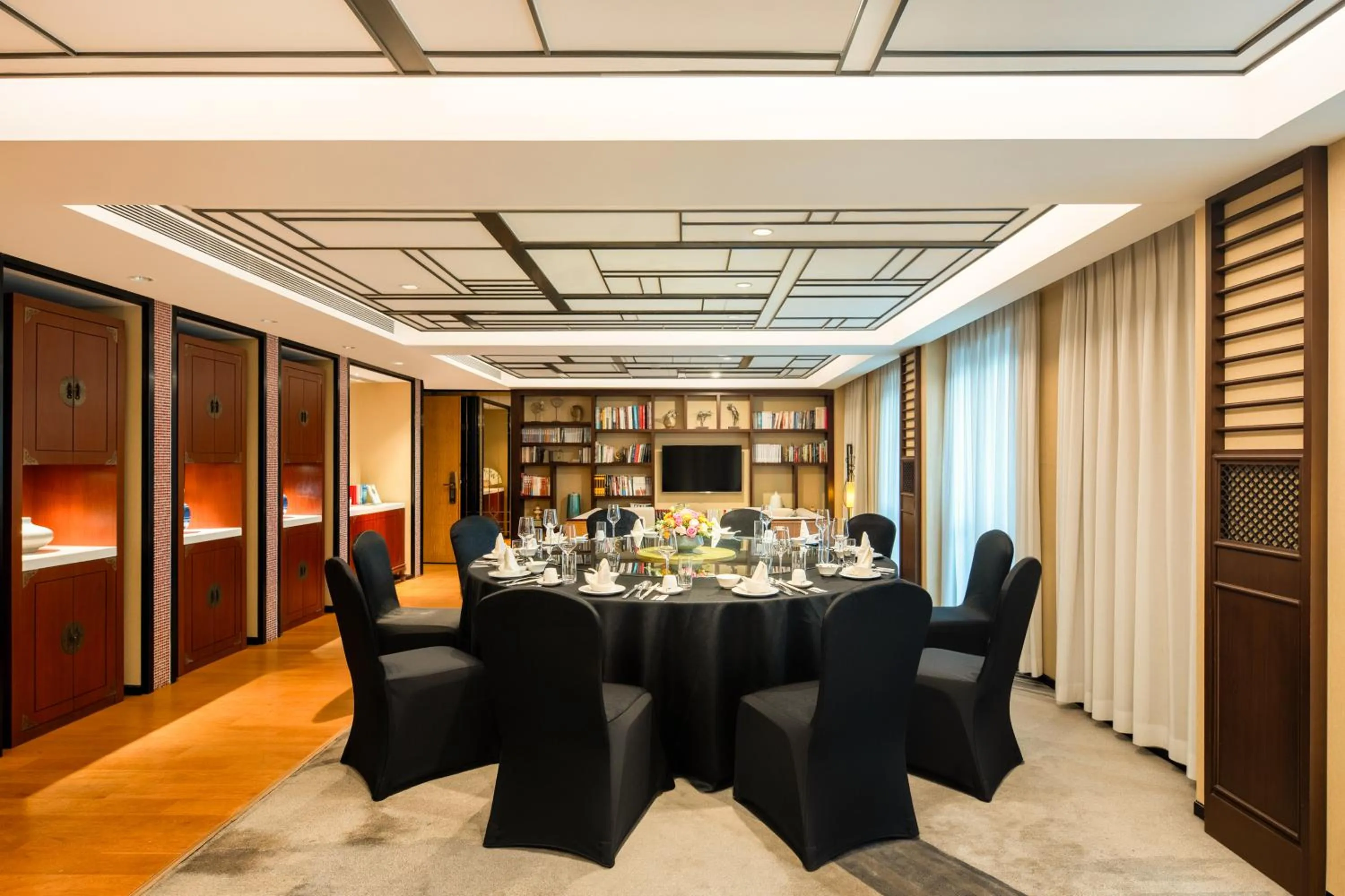 Banquet/Function facilities in LN Hotel Five