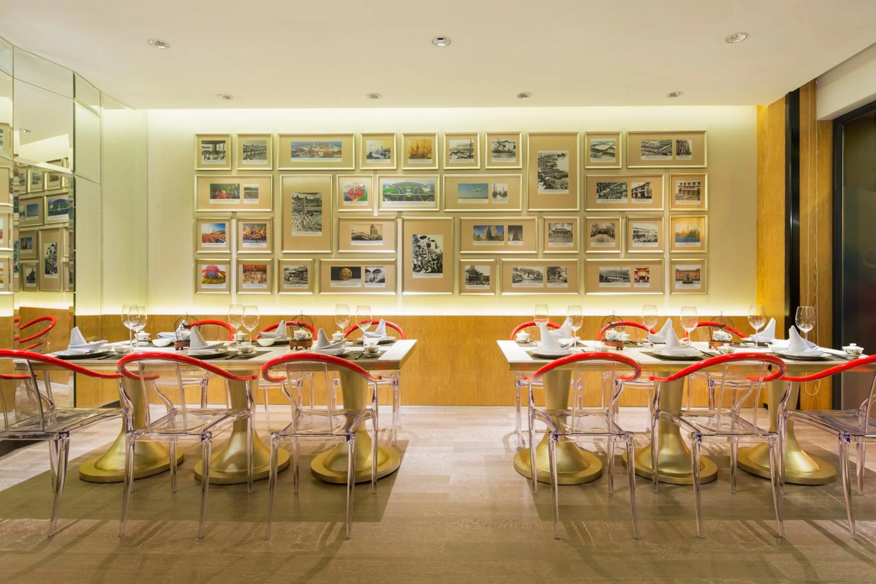 Restaurant/places to eat in LN Hotel Five