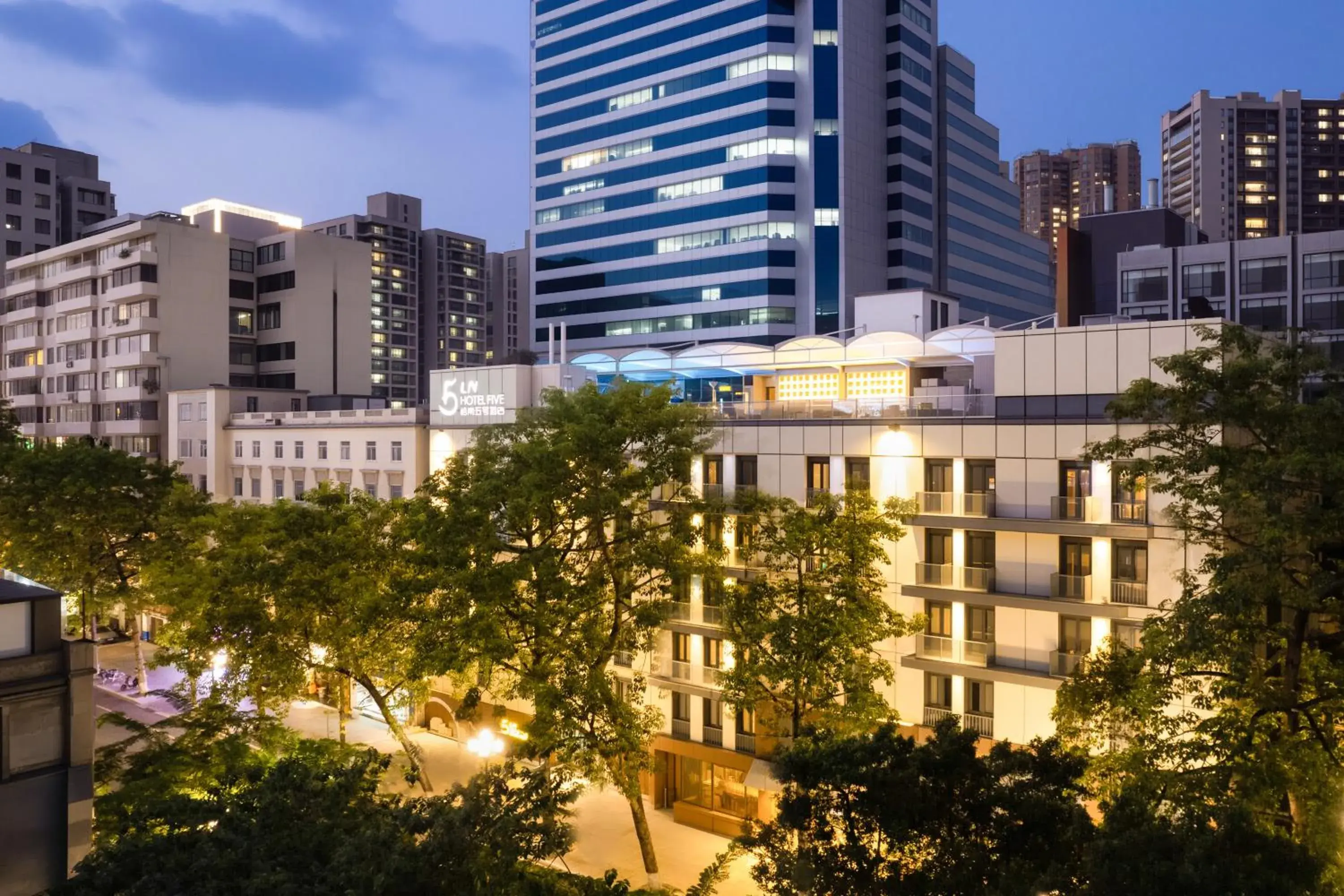 Property building in LN Hotel Five Property building in LN Hotel Five