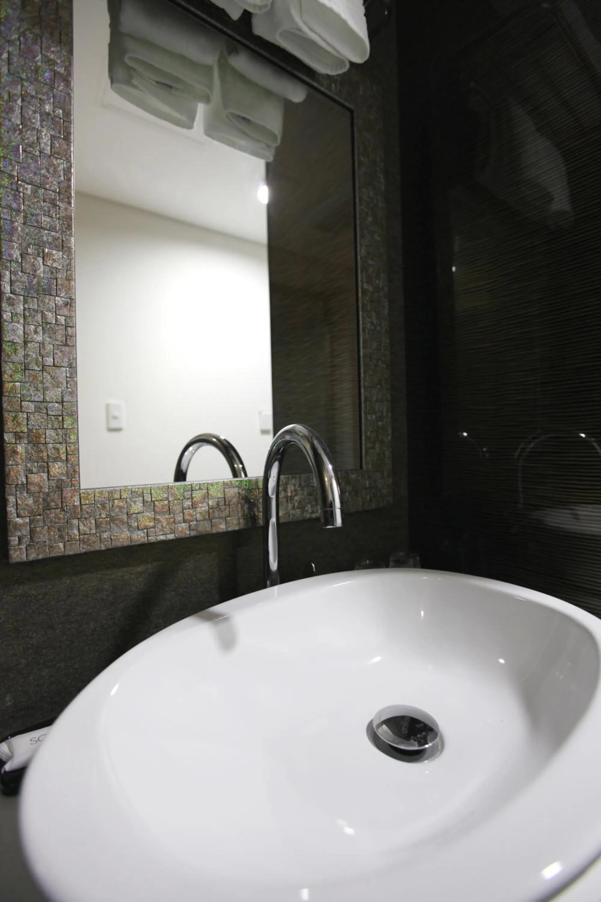 Bathroom in Eins Hotel