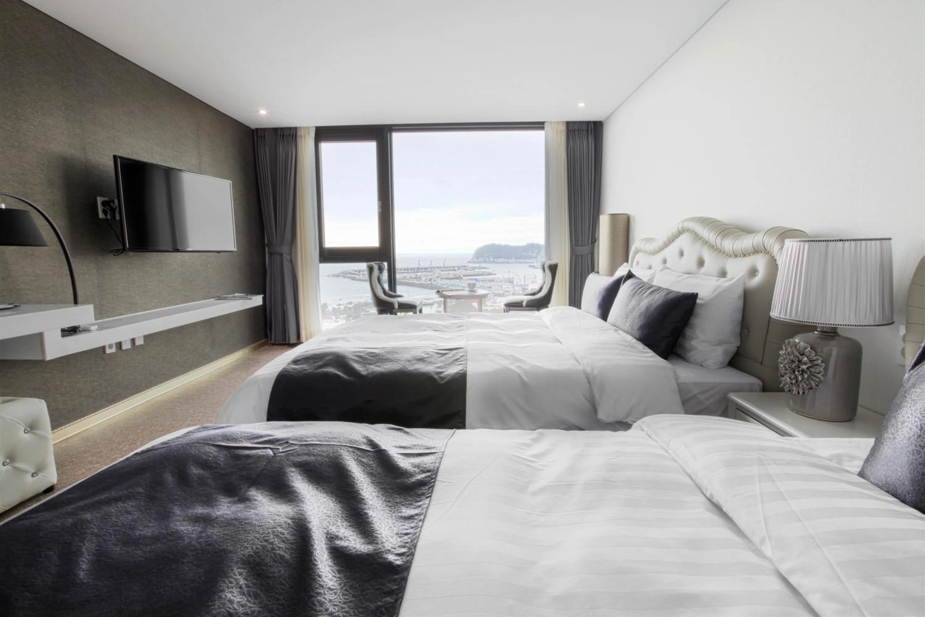 Bedroom in Eins Hotel