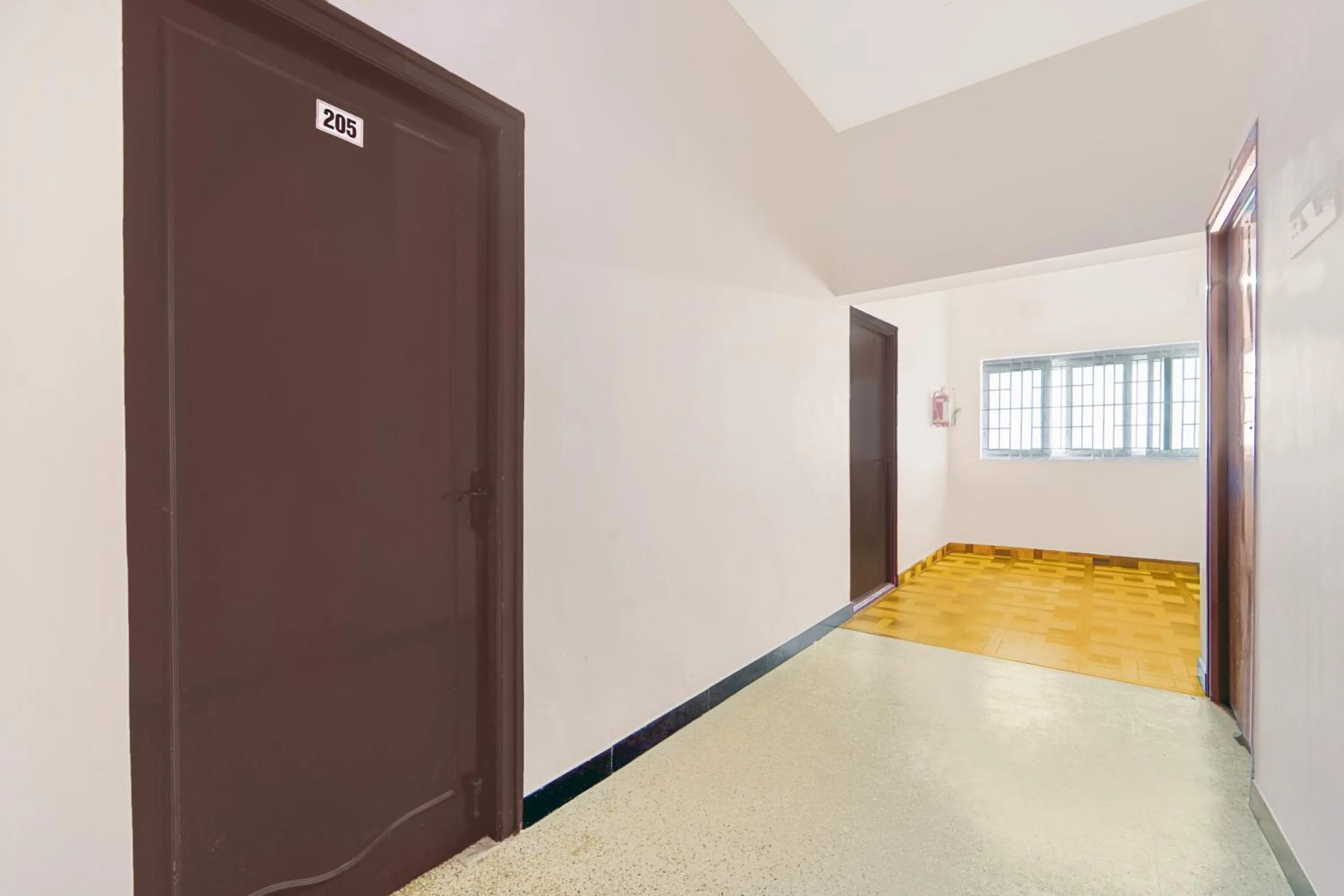 Lobby or reception in Super Hotel O Ganapathy Athipalayam Pirivu Road