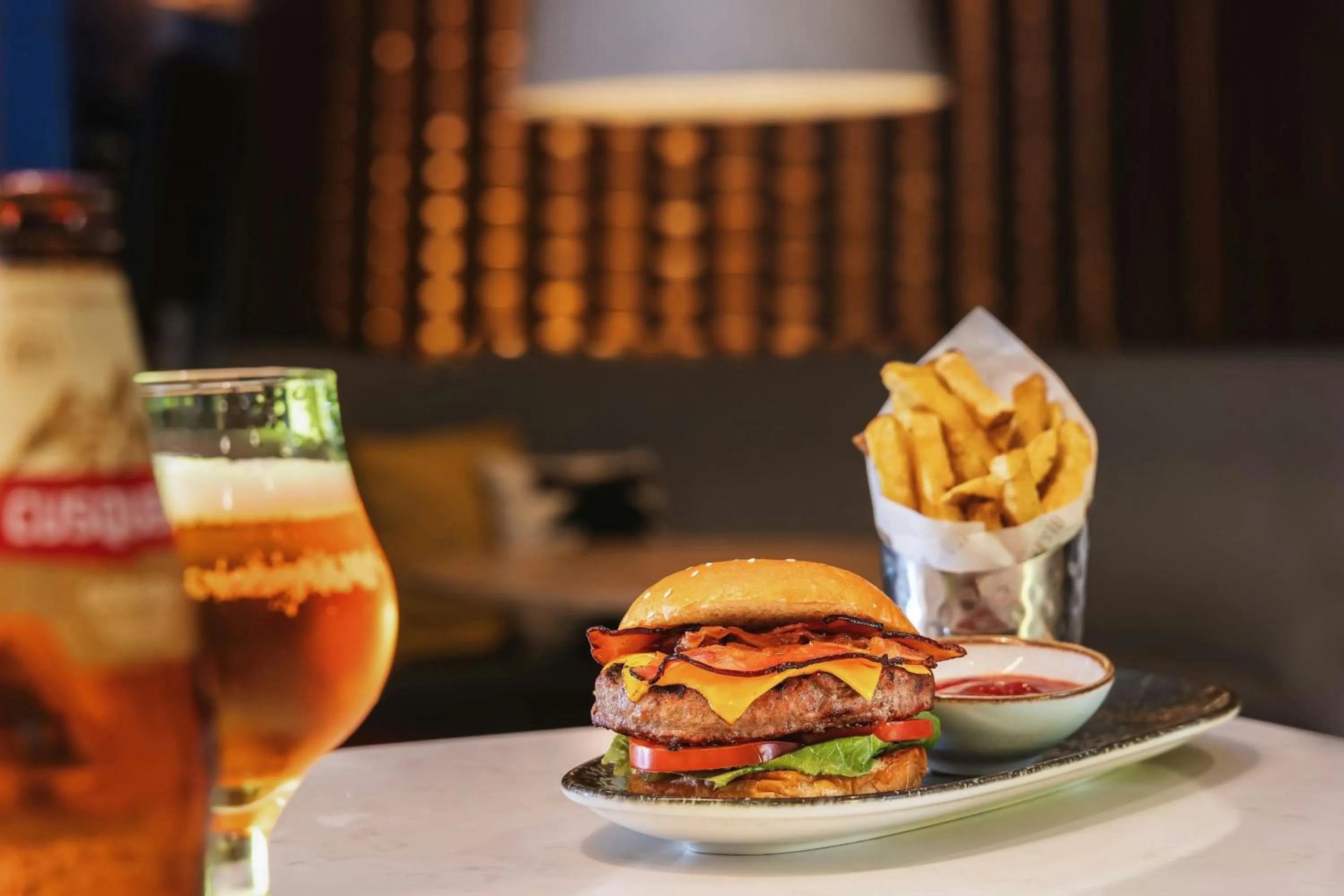 Restaurant/places to eat in Courtyard by Marriott Lima Miraflores