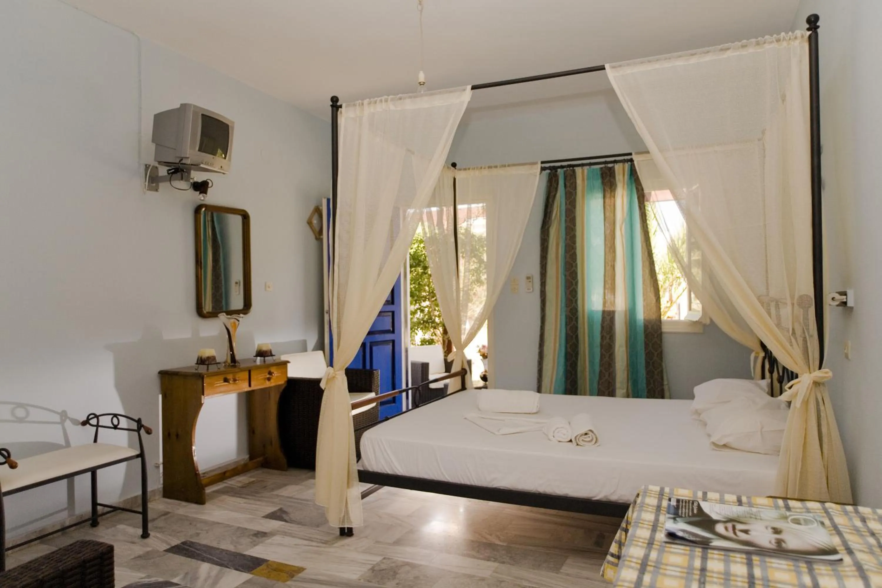 Bed in Studio Filoxenia