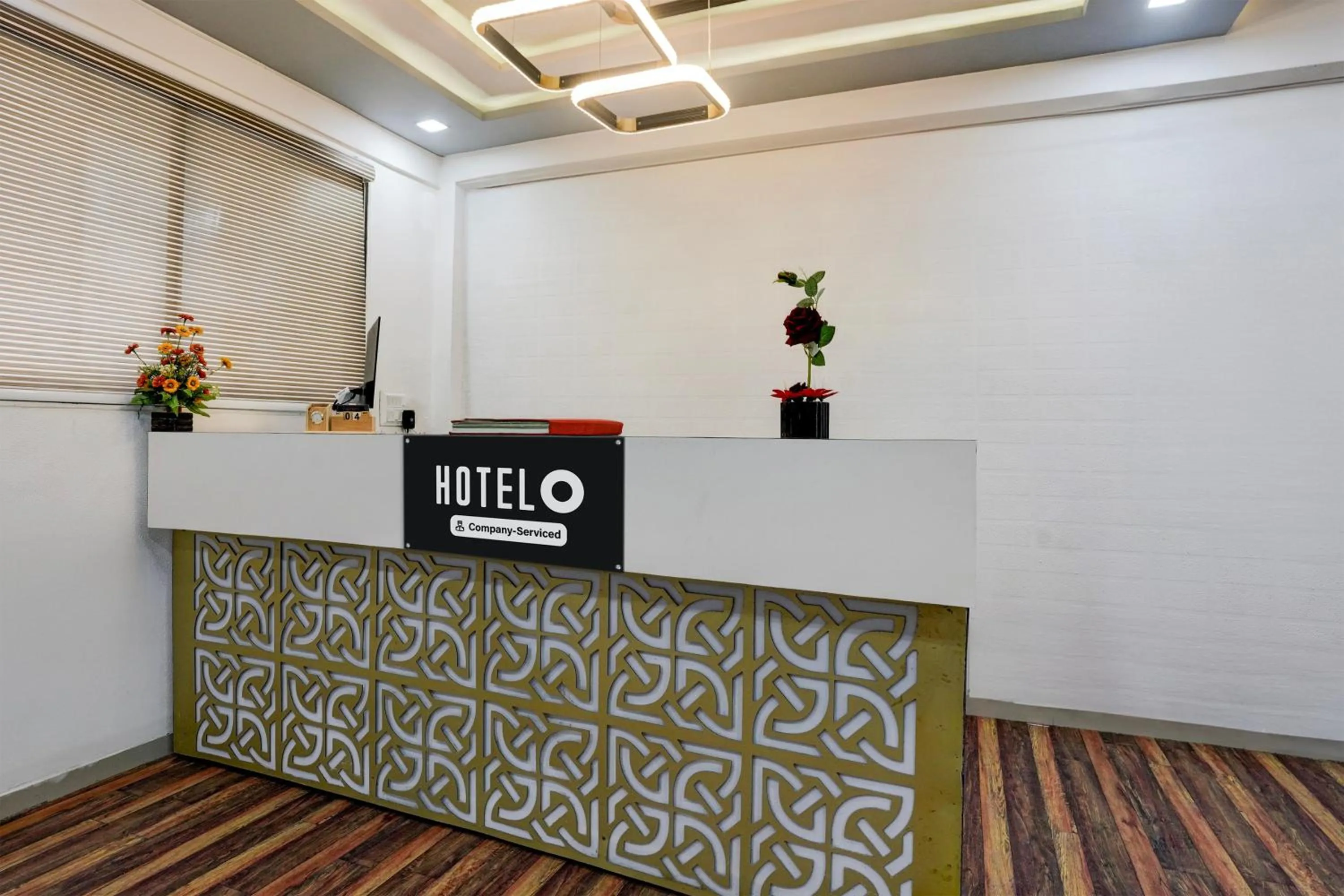 Lobby or reception in Hotel O VIP Road Formerly Hotel Lotus