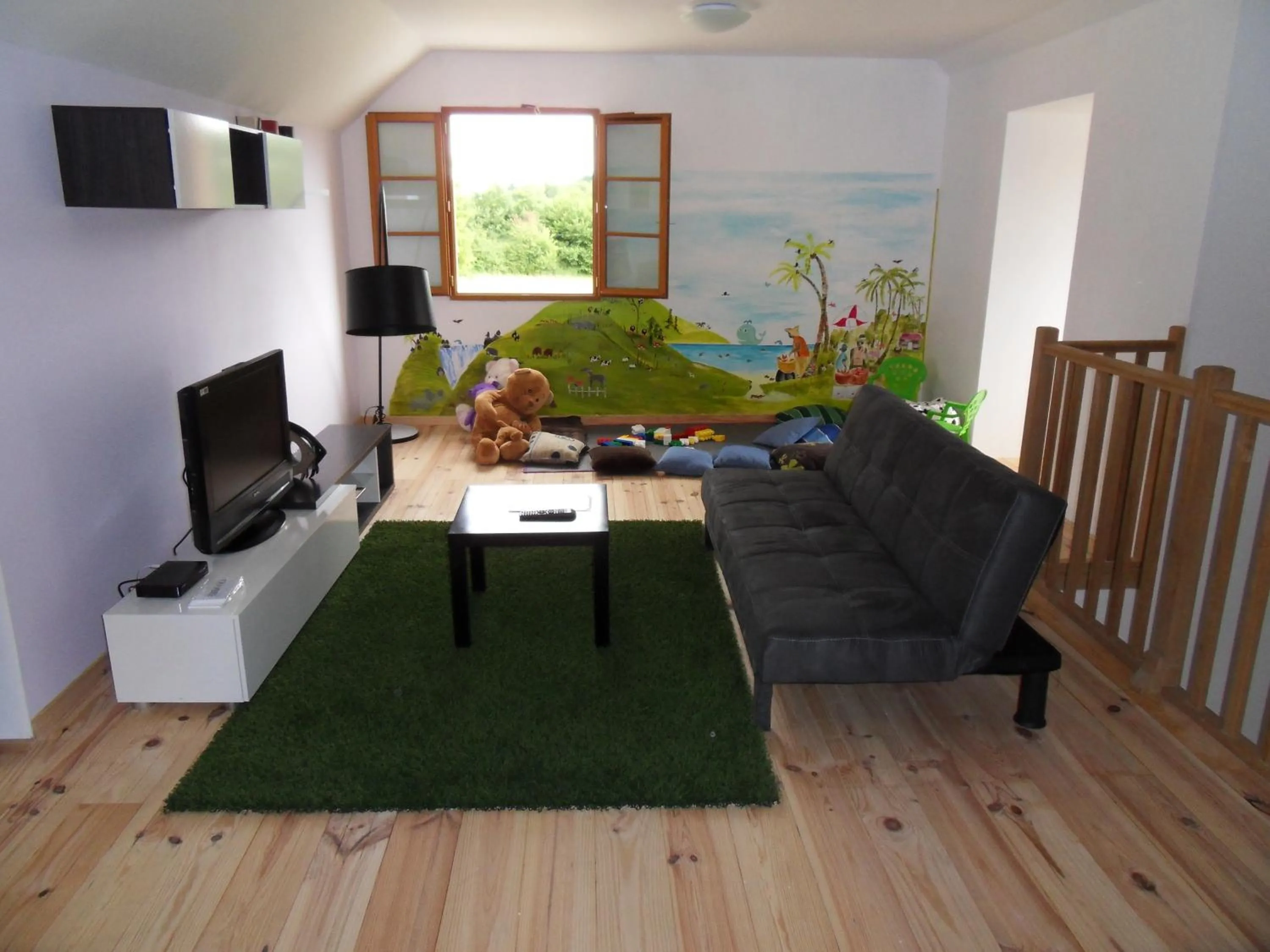TV and multimedia in Madinina'S Cube