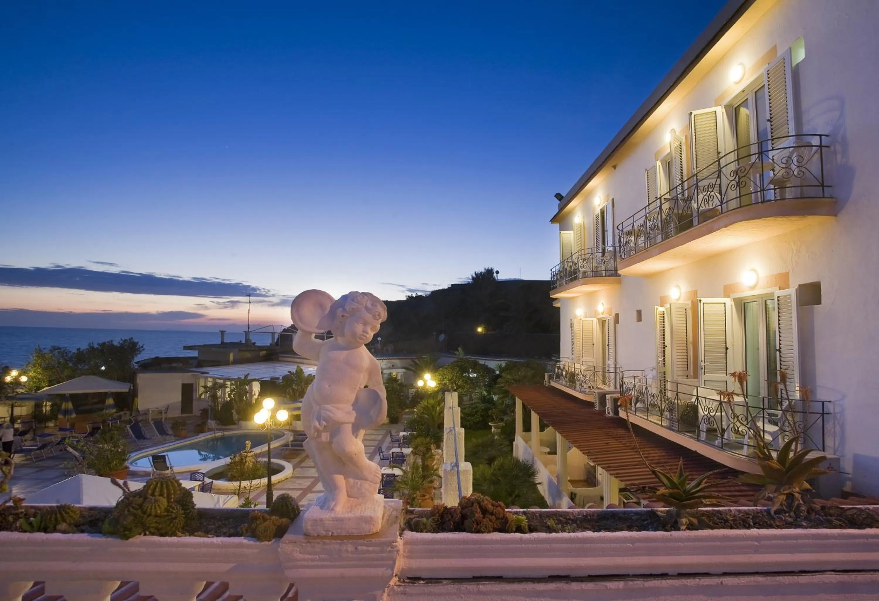 Night in Hotel Riva del Sole