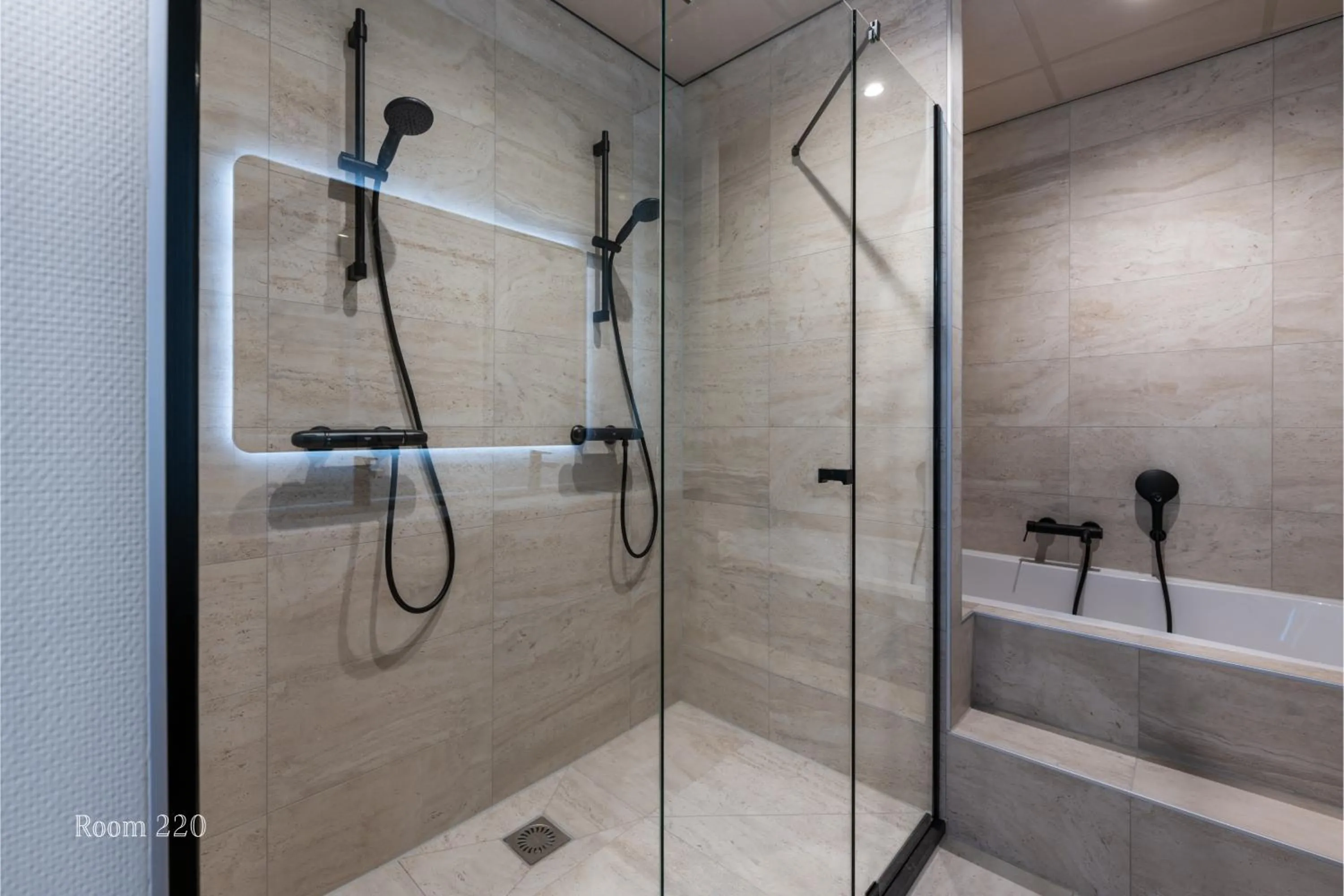 Shower in Hotel De Zeevaartschool