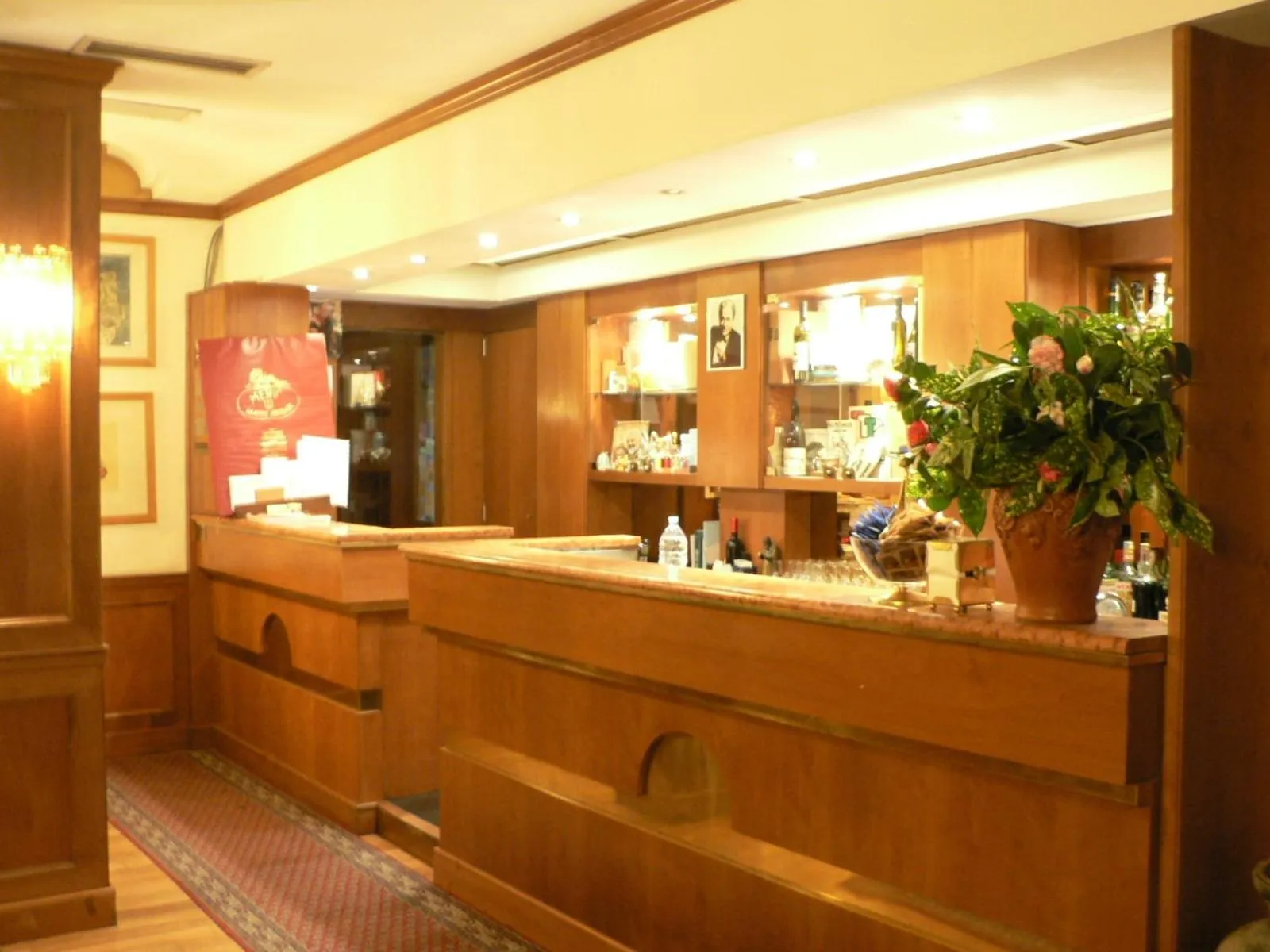 Decorative detail in Benito Al Bosco