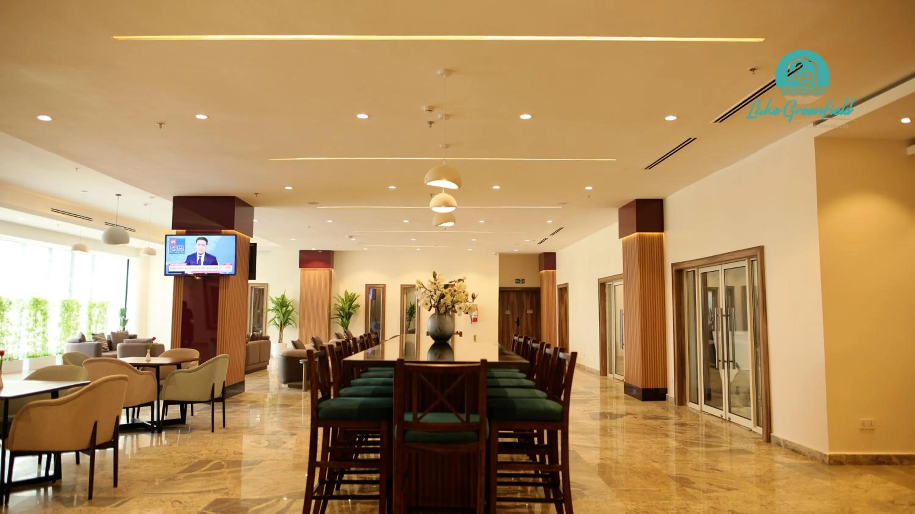 Coffee/tea facilities in Lake Greenfield Hotel and Towers