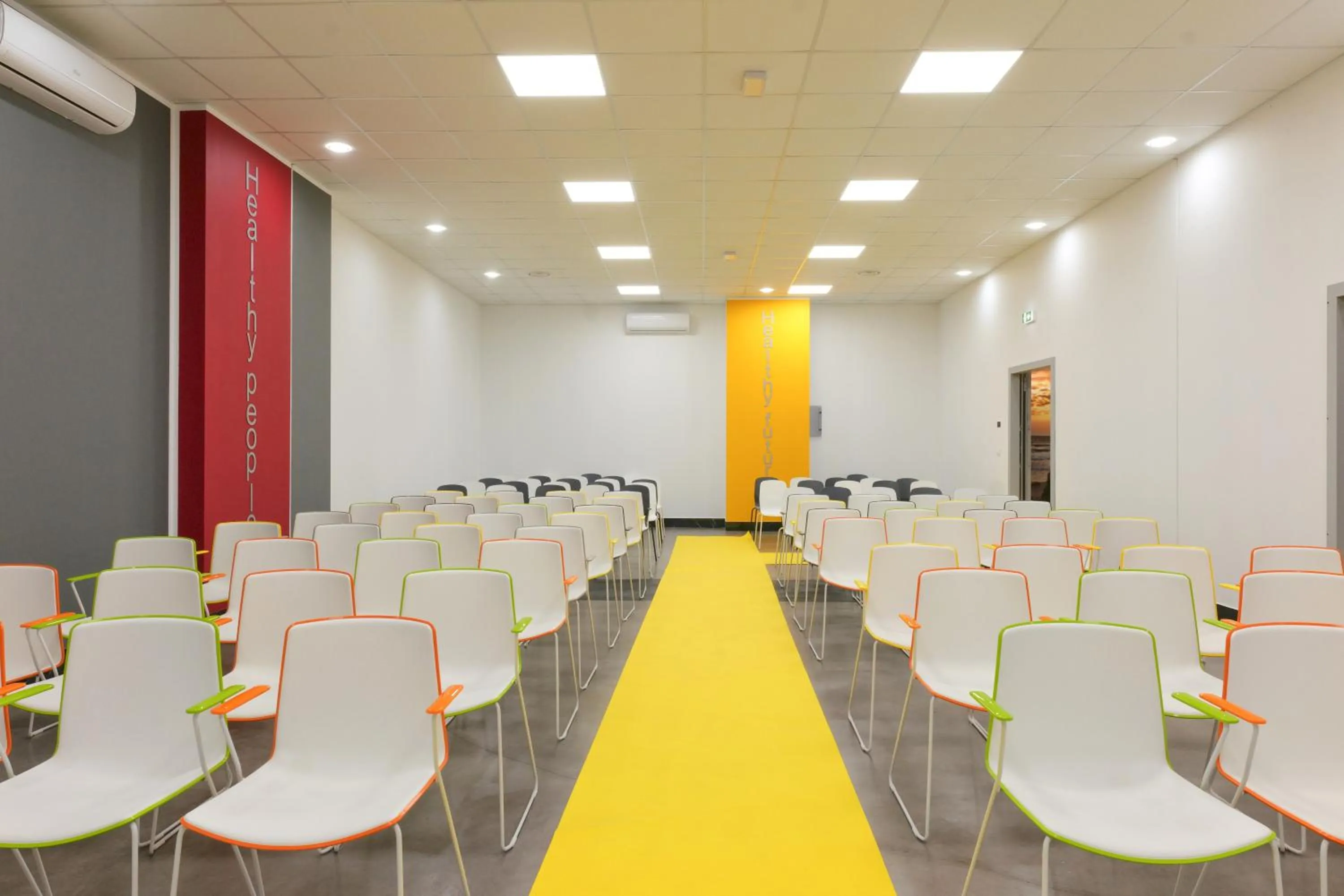 Business facilities in LHI Healthy Hotel Lecce