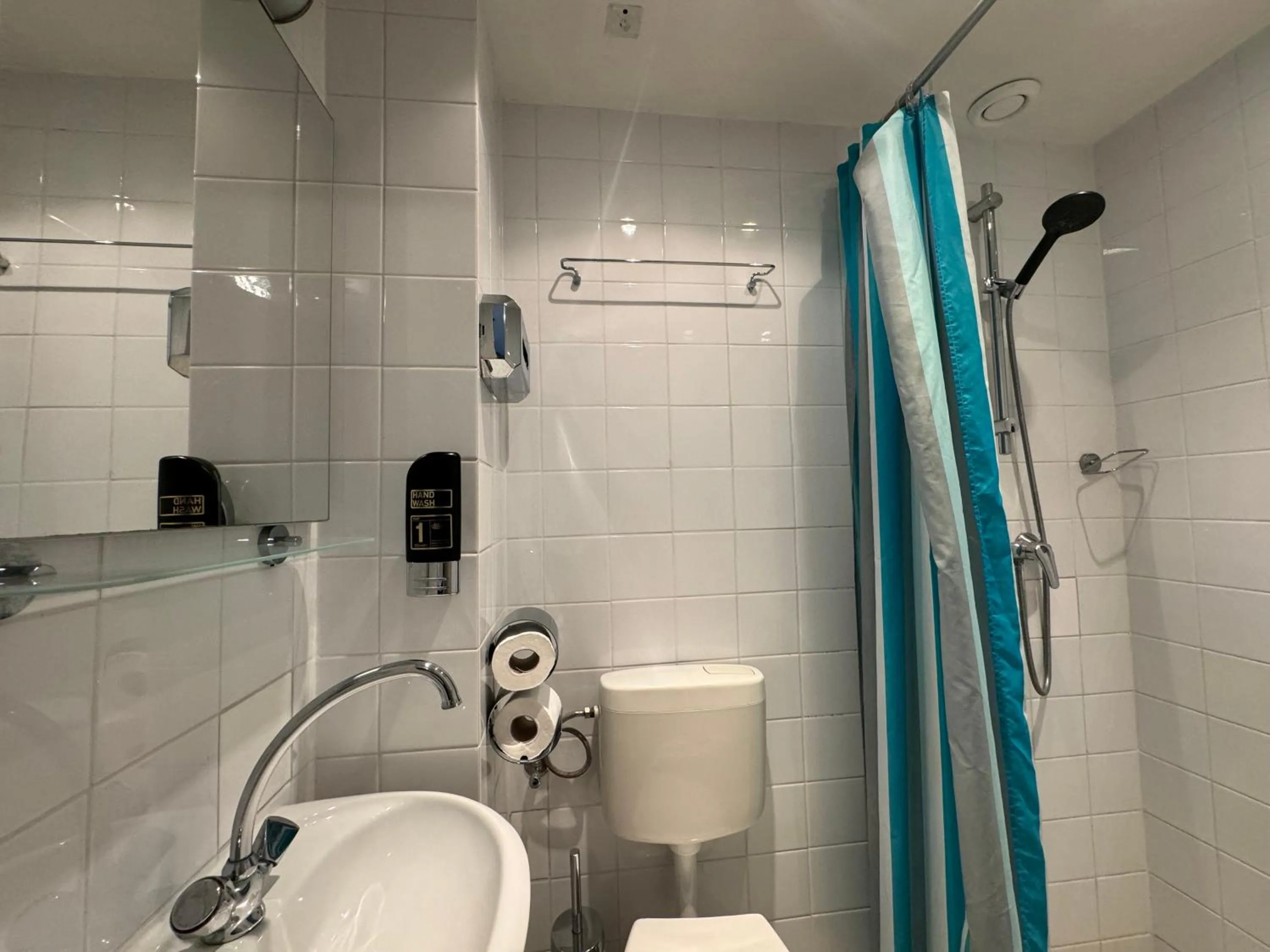 Bathroom in Hotel La Belle Vue