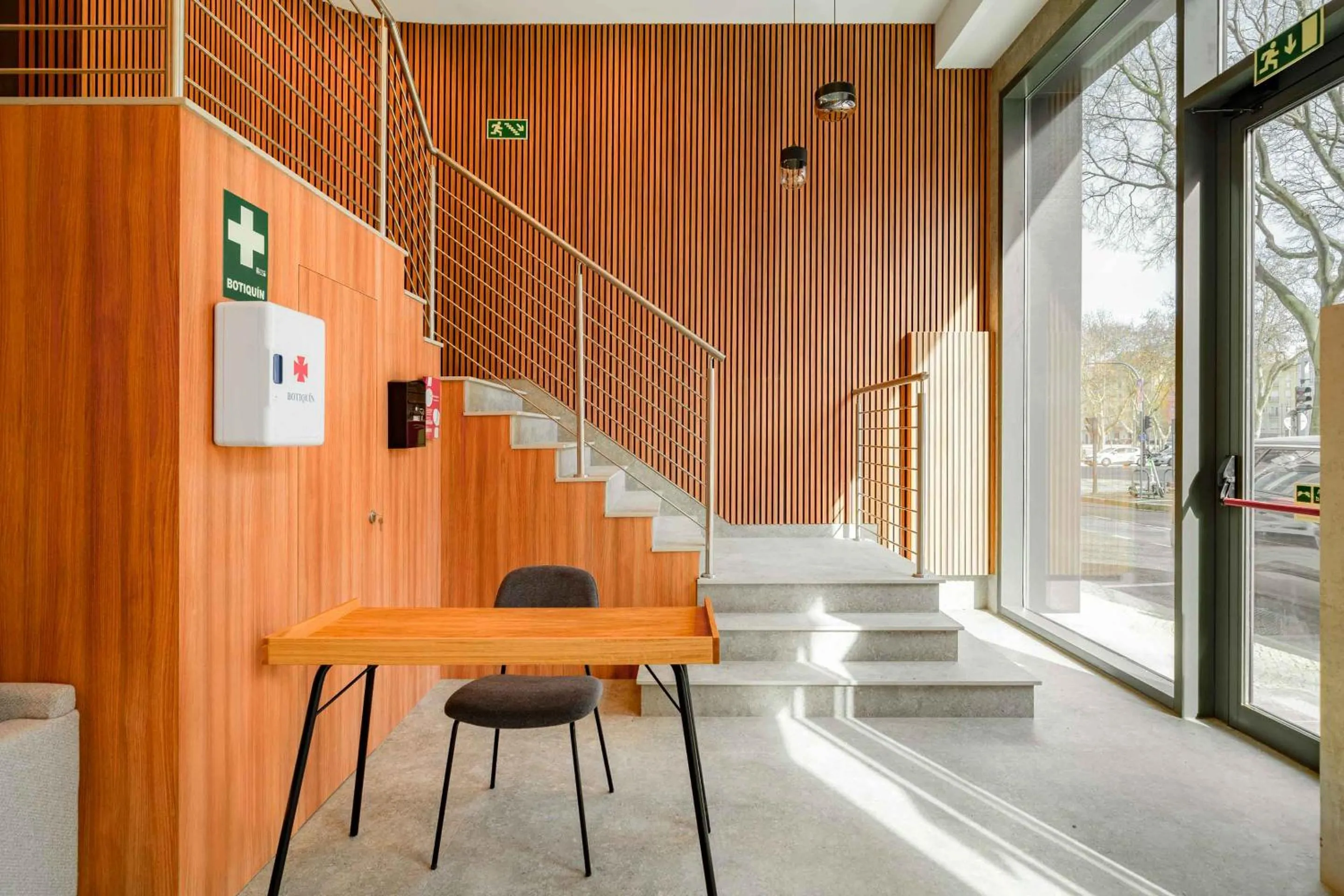 Property building in Limehome Lisbon Defensores de Chaves