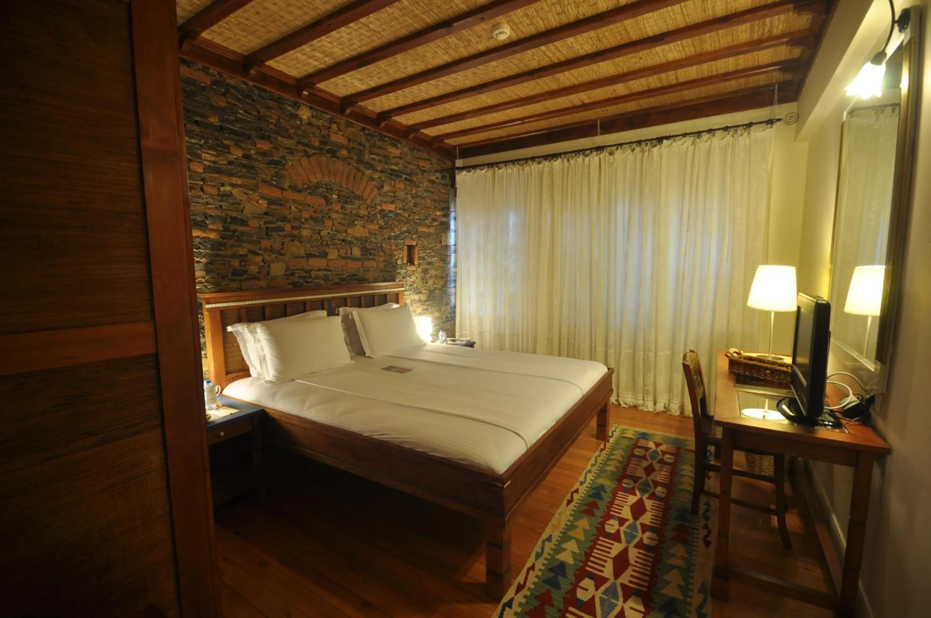 Bedroom, Bed in El Vino Hotel & Suites