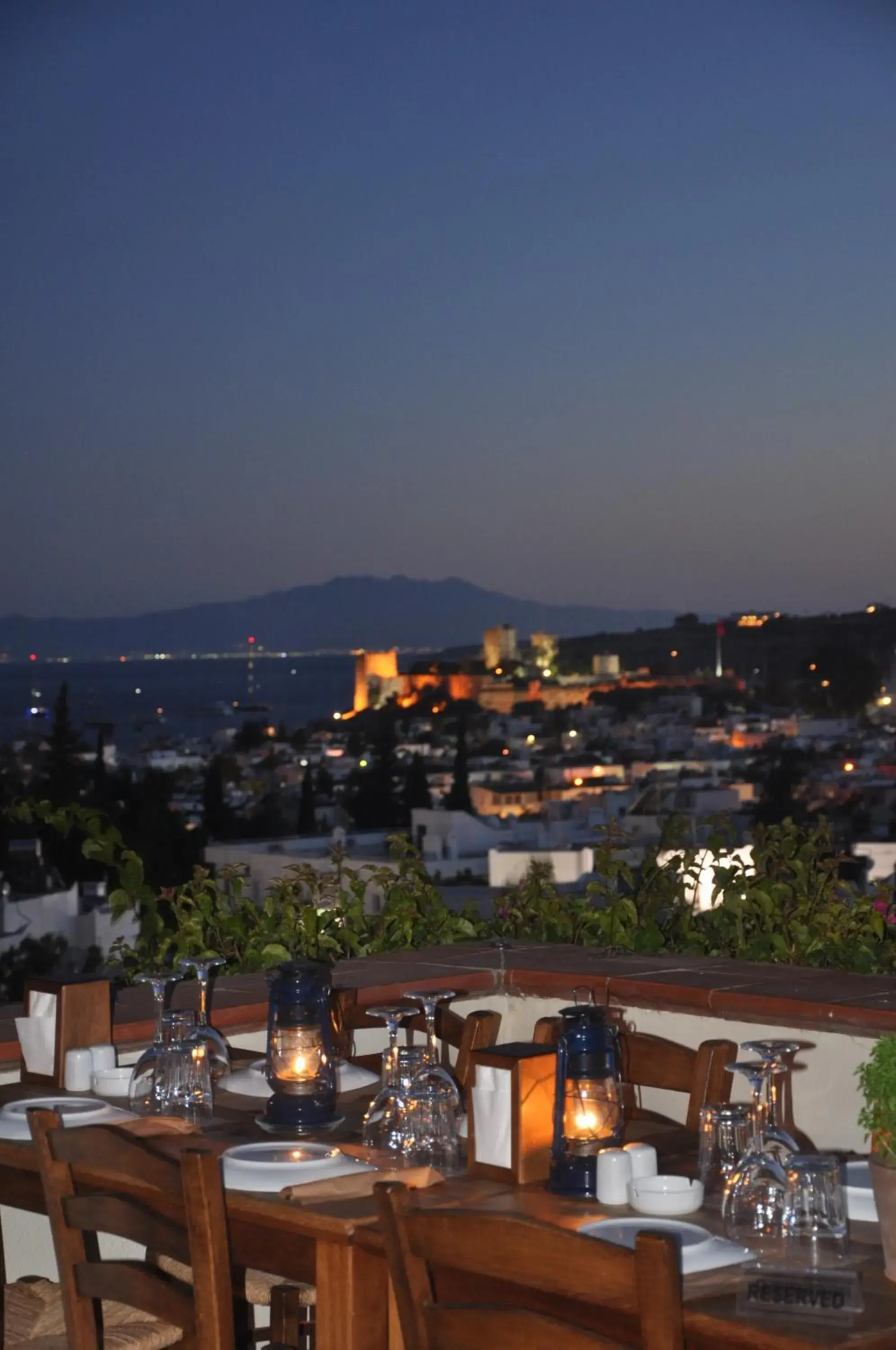 Restaurant/places to eat in El Vino Hotel & Suites Restaurant/places to eat in El Vino Hotel & Suites