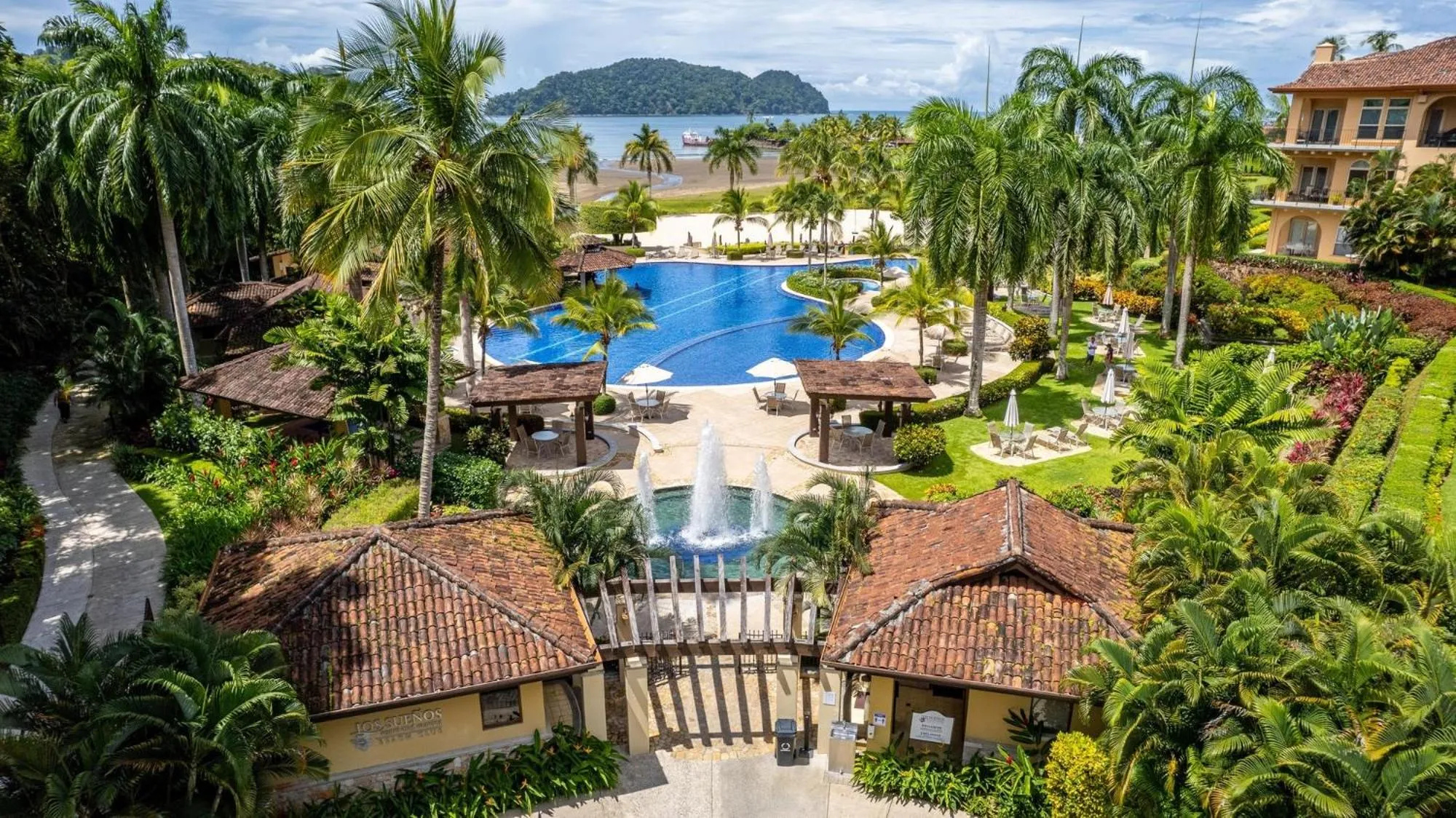 CR Luxury Del Mar 5H 2 Bdrm