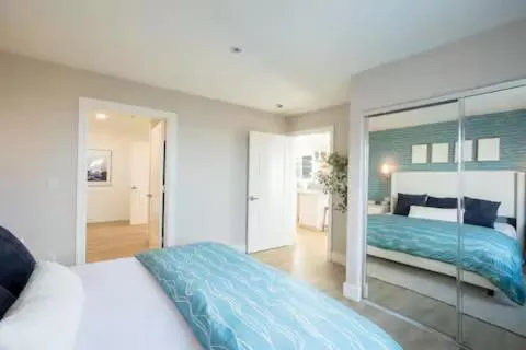 Bed in Black Sands Inn