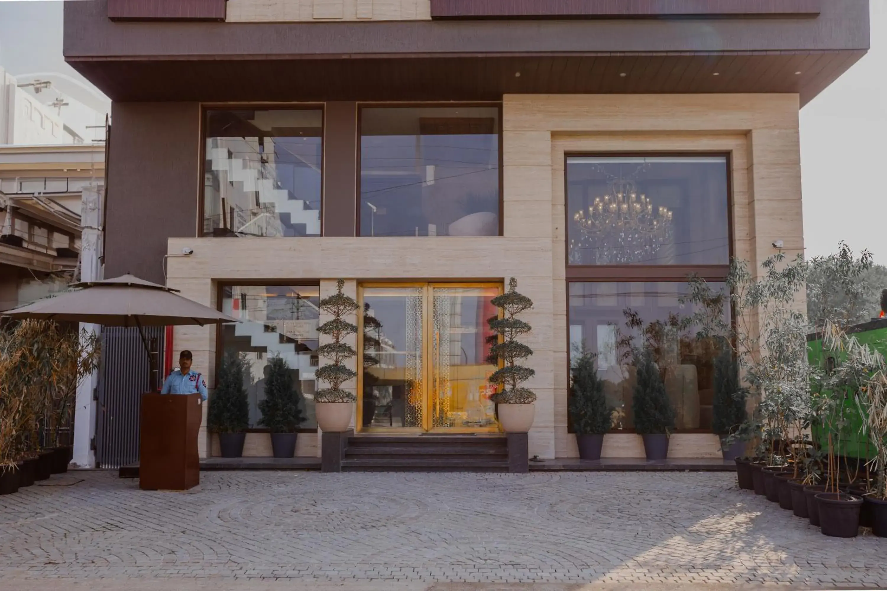 Facade/entrance in Hotel Golden Aura Facade/entrance in Hotel Golden Aura