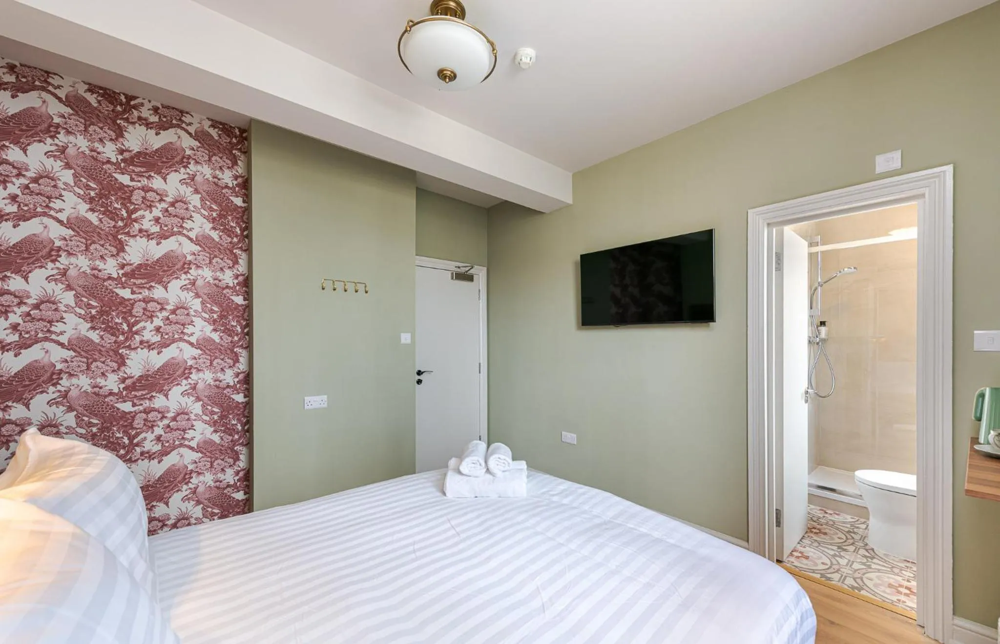 Bed in The Norfolk, Paddington