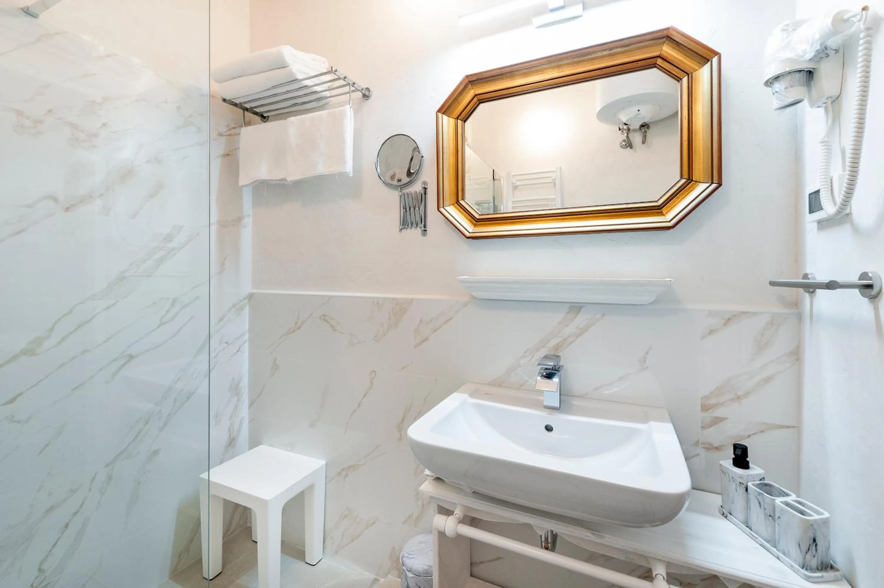 Bathroom in The Palace RoomS