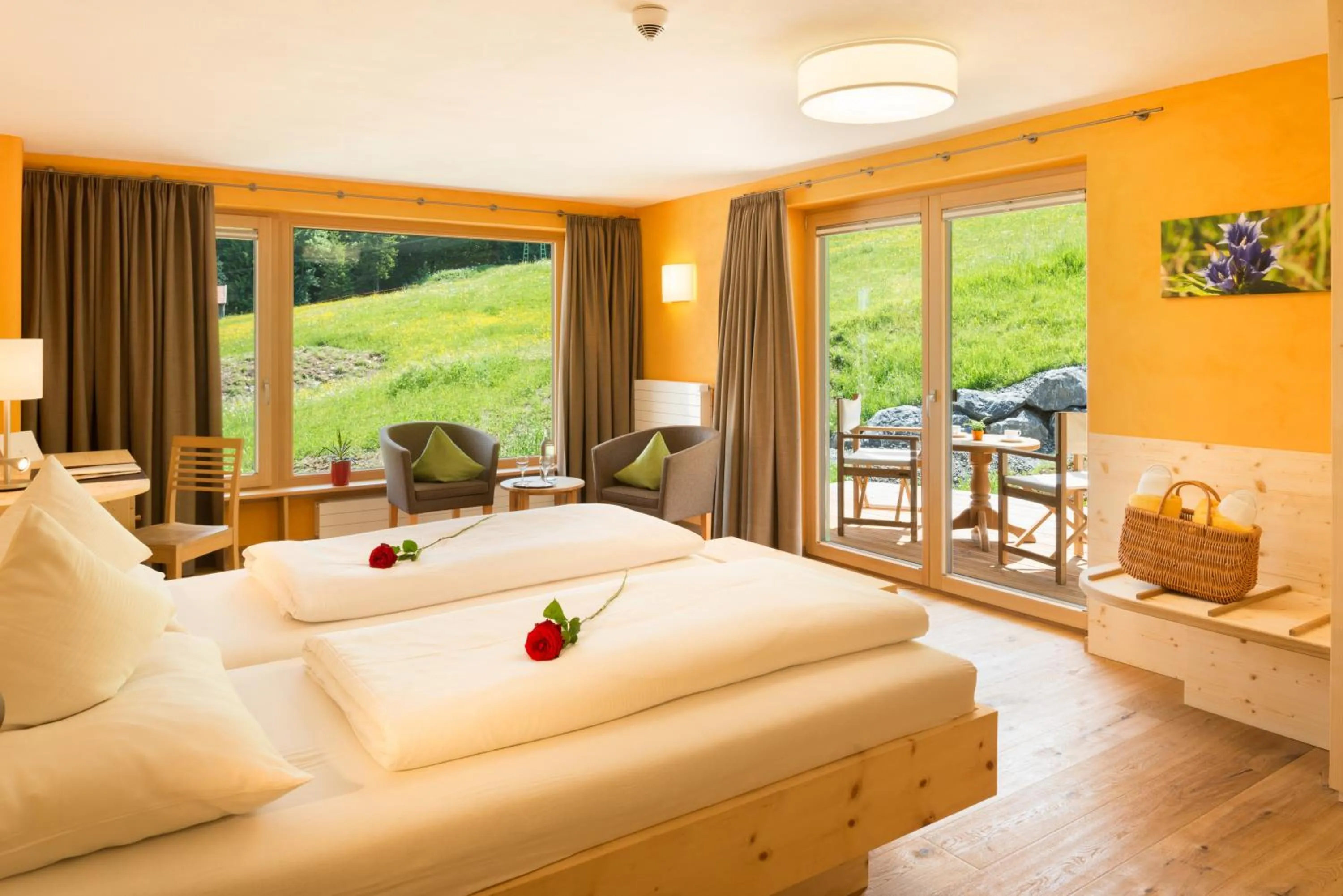 Photo of the whole room in Biohotel Mattlihüs